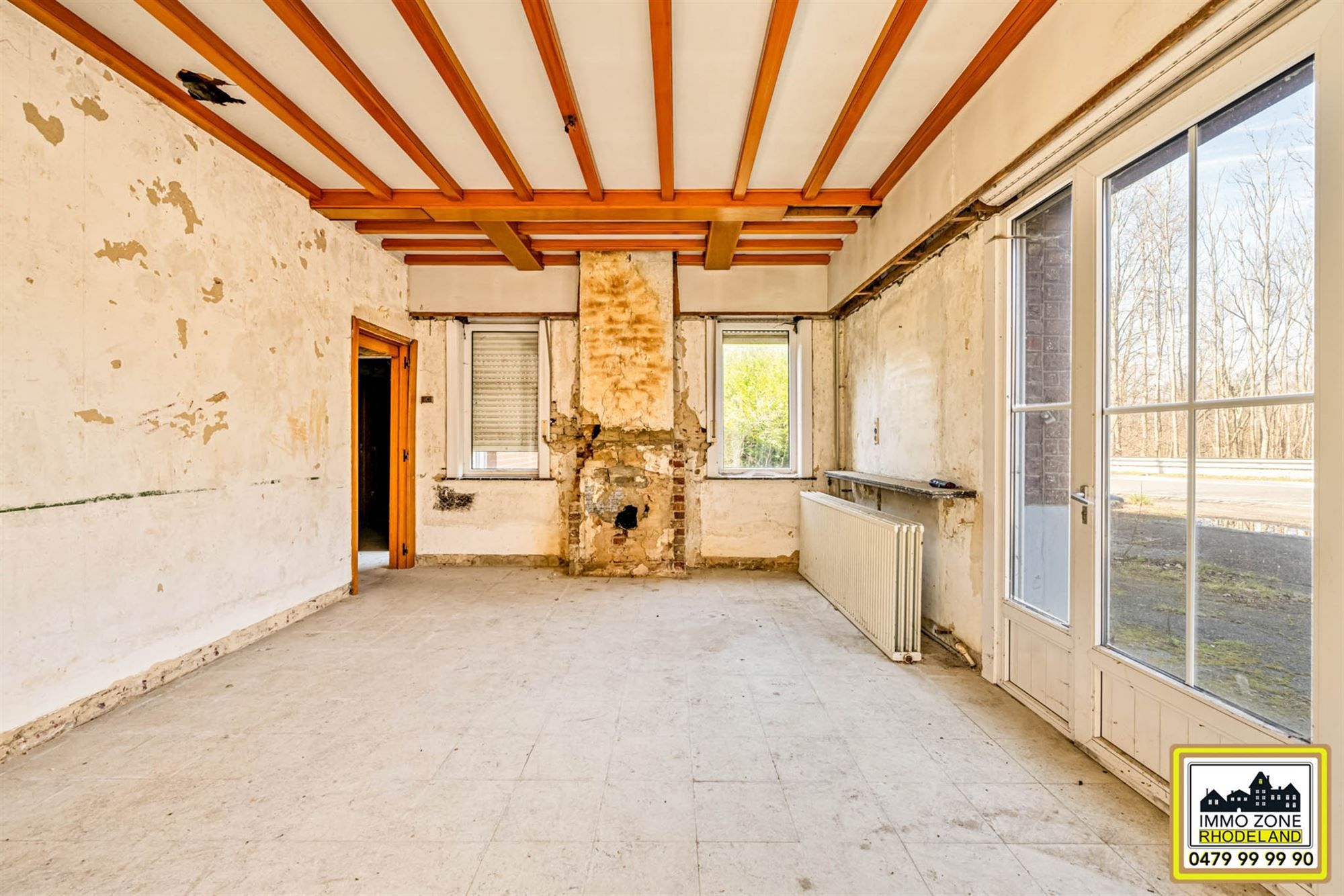 Te renoveren ruime statige woning op groot perceel foto 8