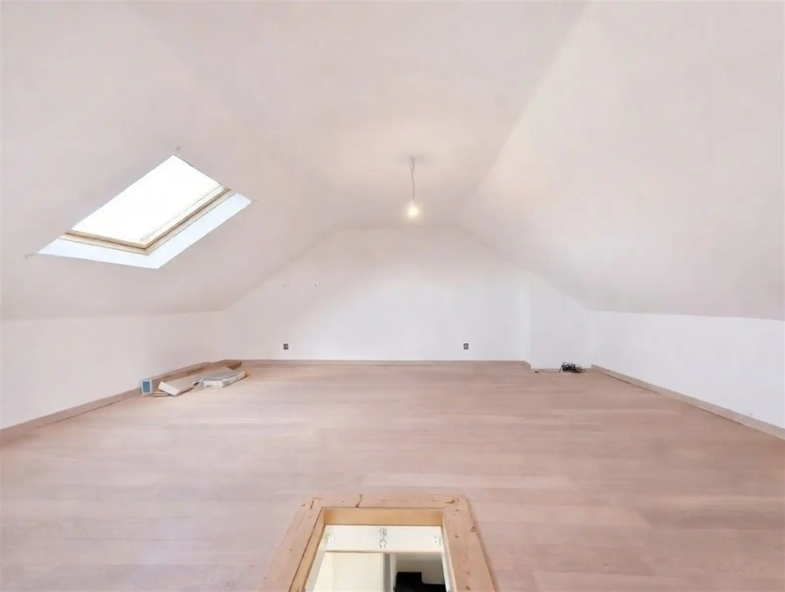Stijlvolle woning in groene omgeving met 3 slaapkamers foto 18