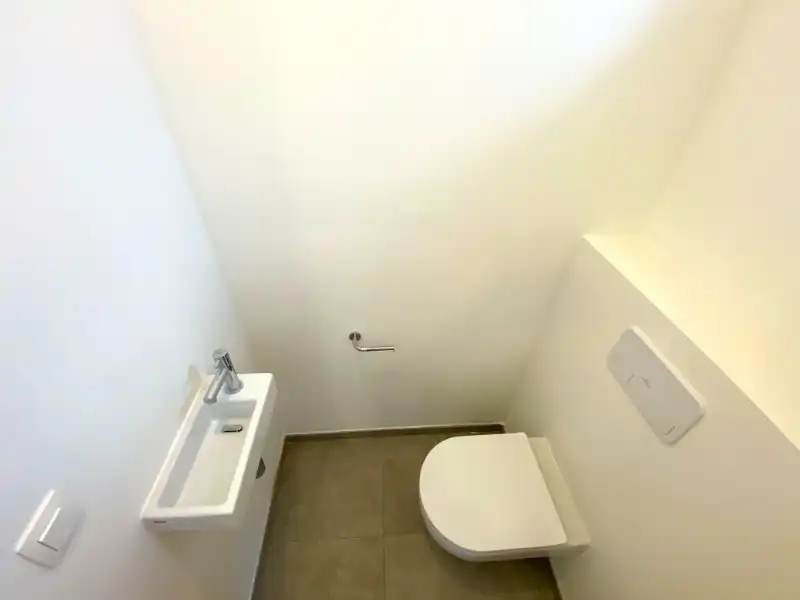 Zeer recente, instapklare woning met 3 slaapkamers en tuin foto 11