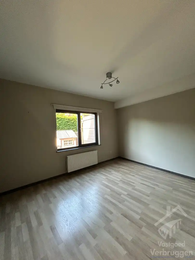 Stijlvol appartement met 2 slaapkamers en parkeerplaats - Te huur in Aalst foto 5