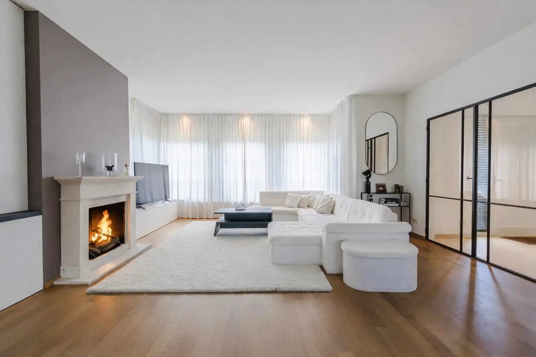 Grotendeels gerenoveerde villa in “De Lint” foto 6