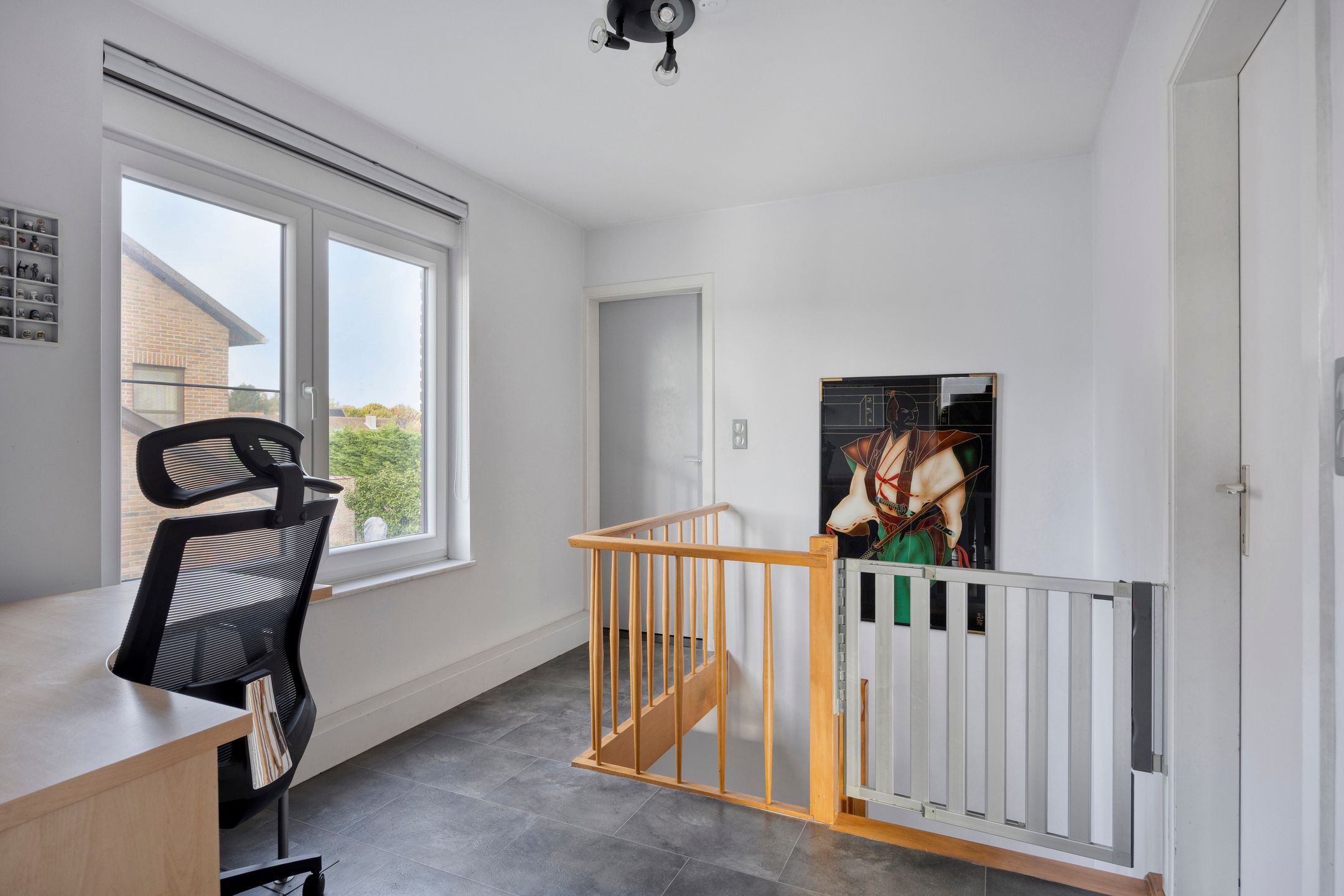 Halfopen bebouwing op uitstekende locatie foto 15