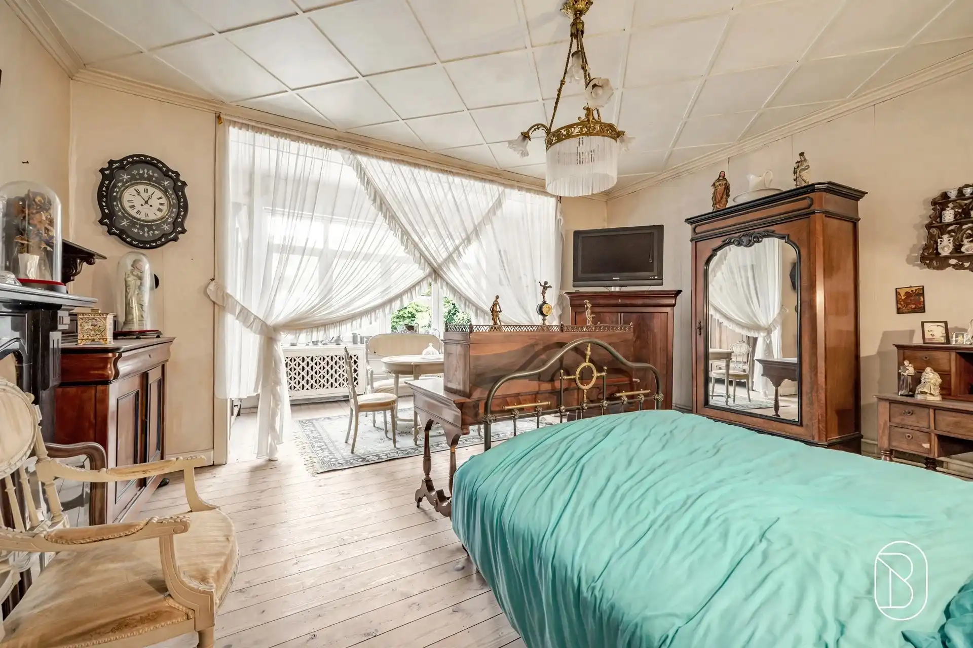 Mooi ingerichte horecazaak met terras en 2 woonsten! foto 18