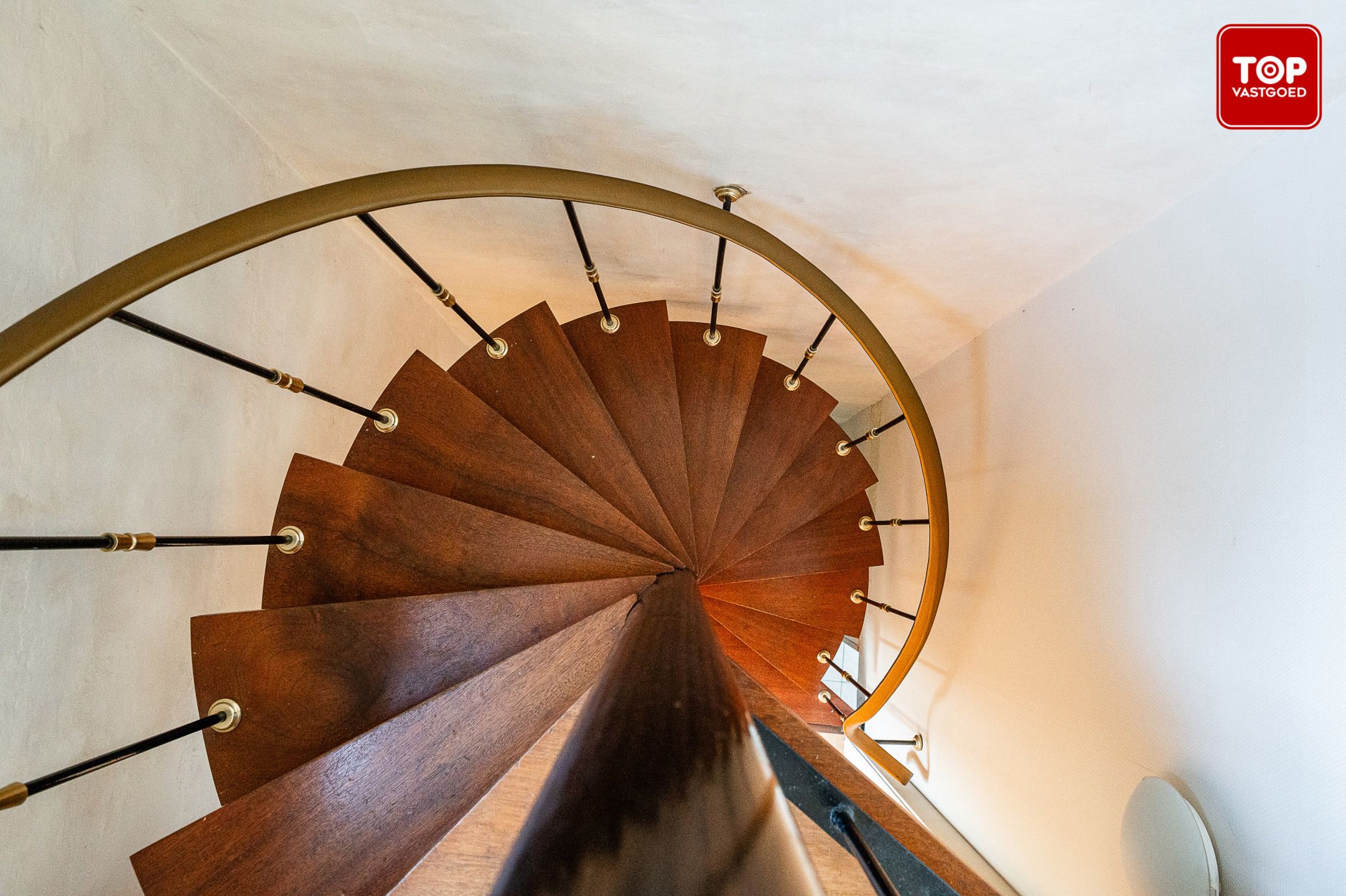 Charmante rijwoning op een toplocatie in Gent  foto 30