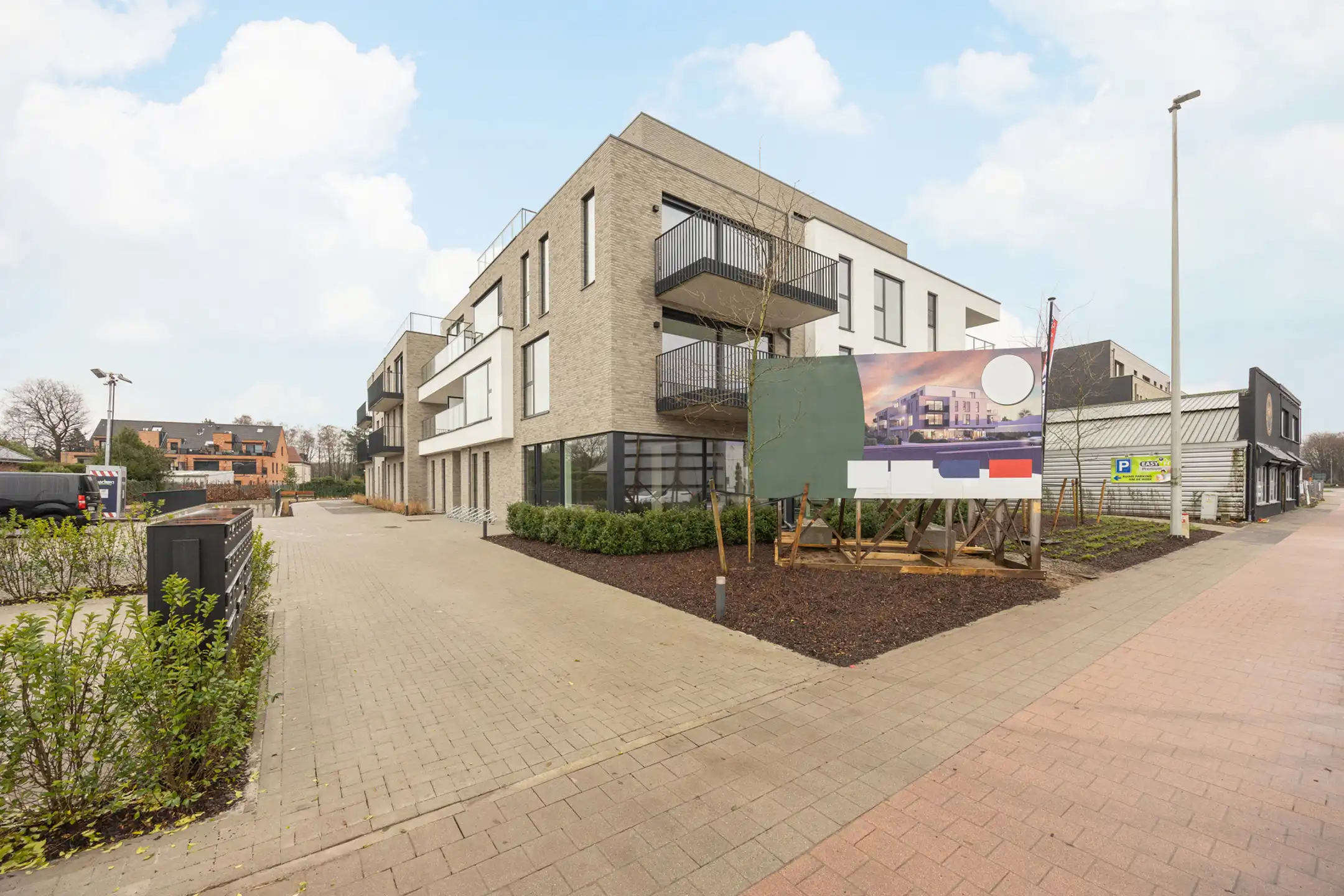 Nieuwbouw penthouse met 1 slaapkamer en terras foto 14