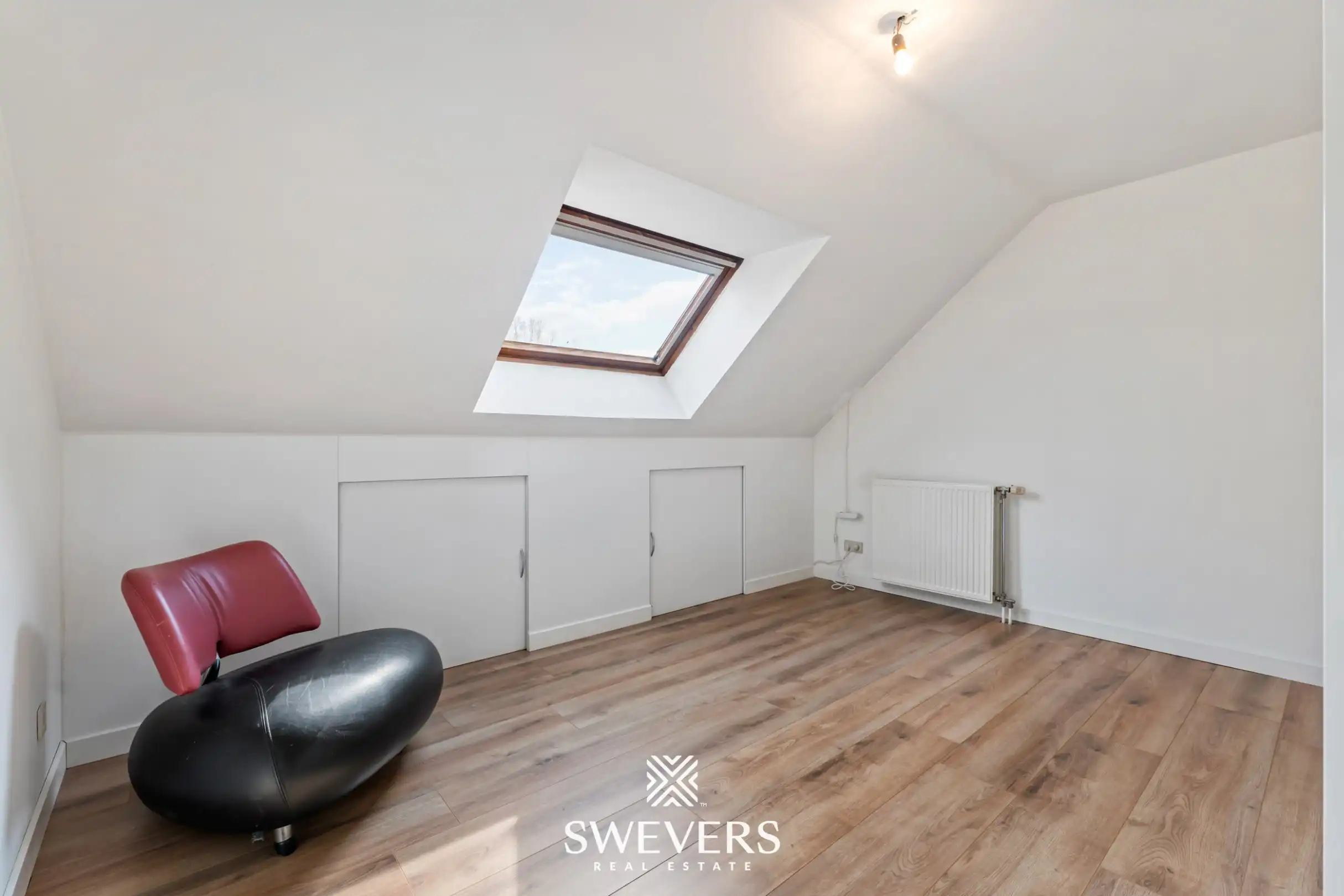 Zeer ruime woning met praktijkruimte op 28a 69ca in Heusden-Zolder foto 22