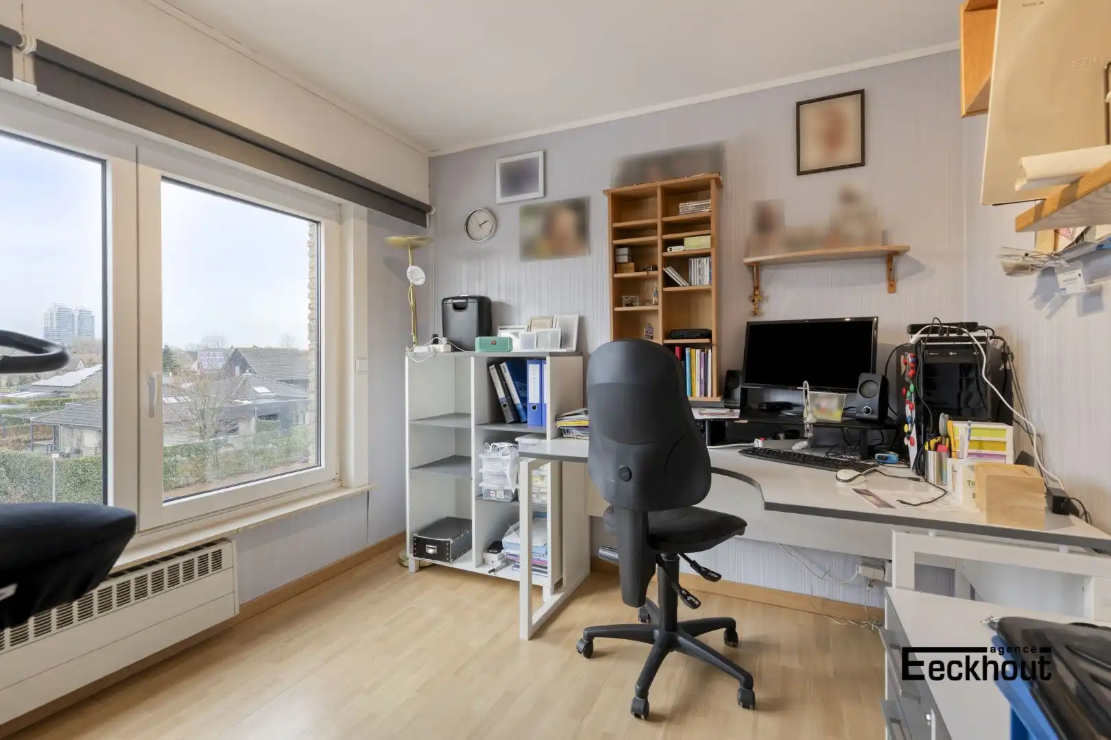 Instapklare ruime bel-etage woning (217 m² bewoonbare oppervlakte) met dubbele garage en grote tuin op topligging in Oostende foto 10