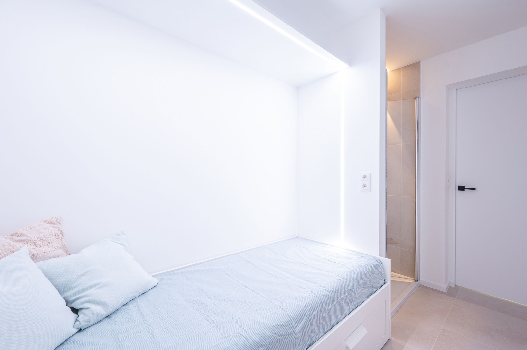 Prachtig gerenoveerd 2SLK-appartement met zijdelings zeezicht foto 13