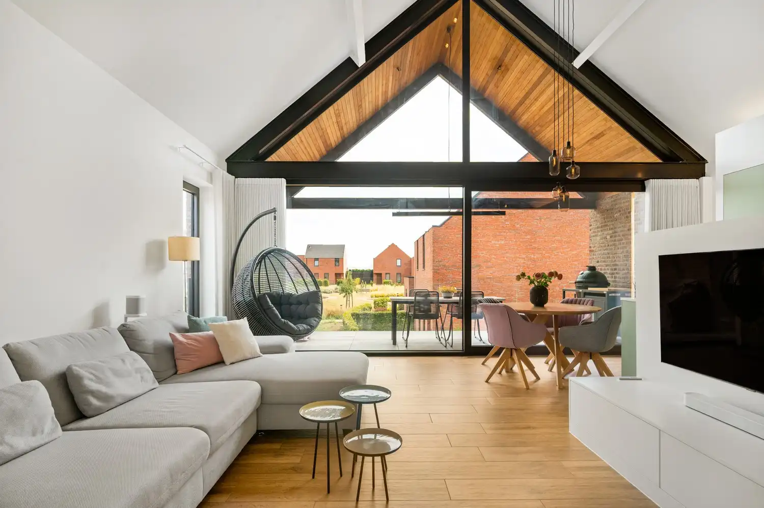 Lichtrijk appartement met 2 slpkrs te Wilderen foto 2