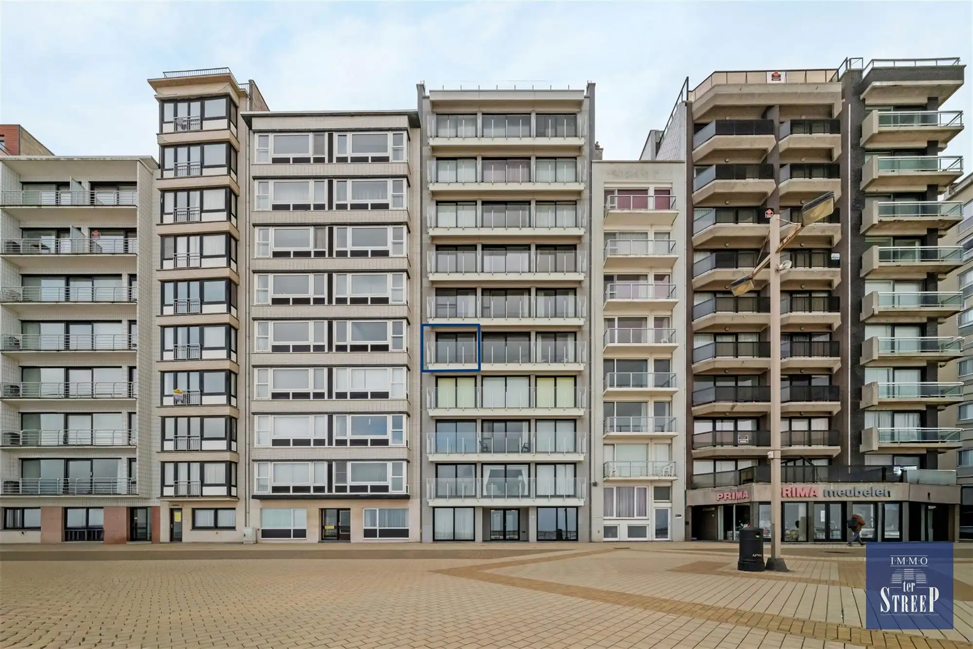 Appartement met 2 slaapkamers op de zeedijk foto {{pictureIndex}}