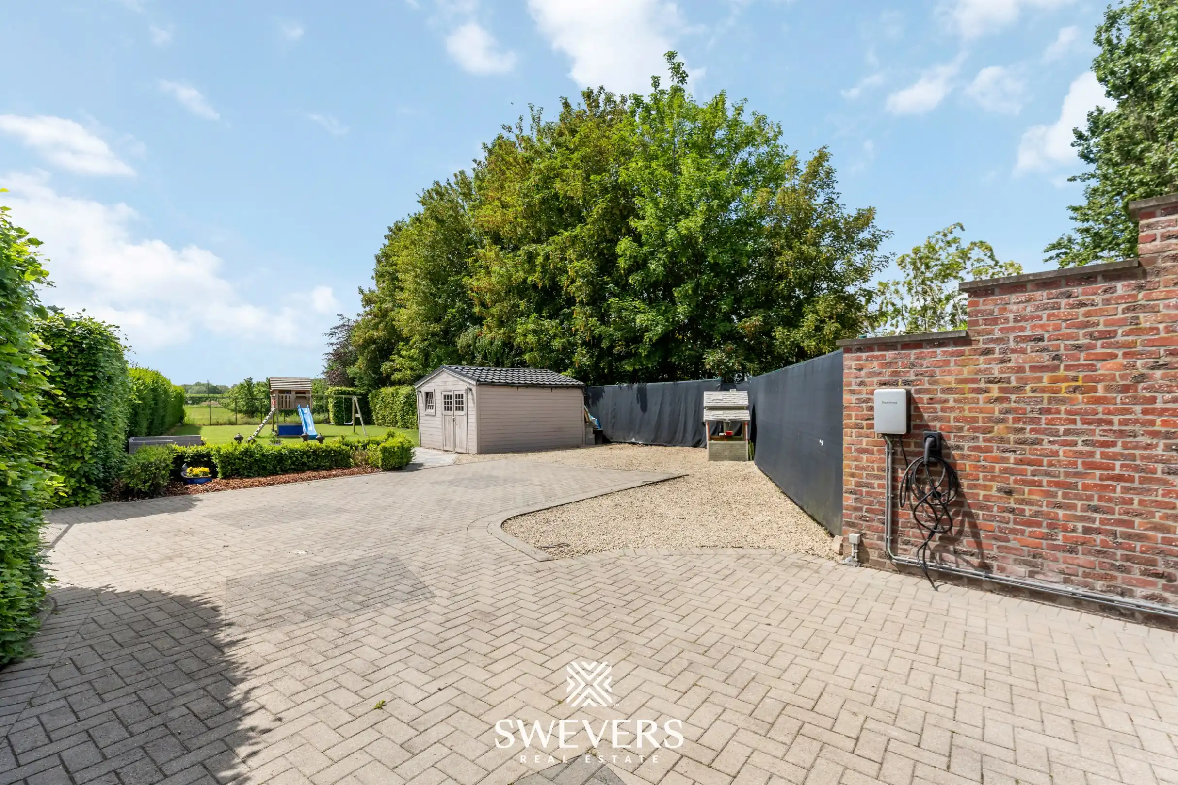 Instapklare woning met veel ruimte, 4 slaapkamers en zonnige tuin foto 33