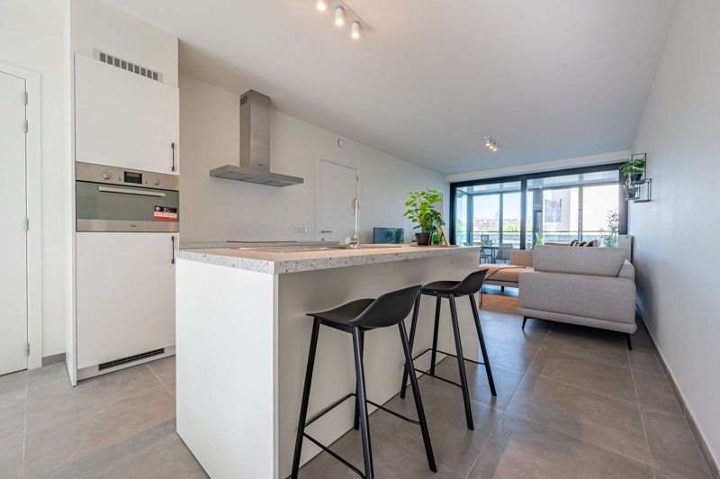 !LAATSTE KANS AANKOOP 6% BTW! Ruim 2 slaapkamer appartement in residentie DAC'ART Izegem. foto 6