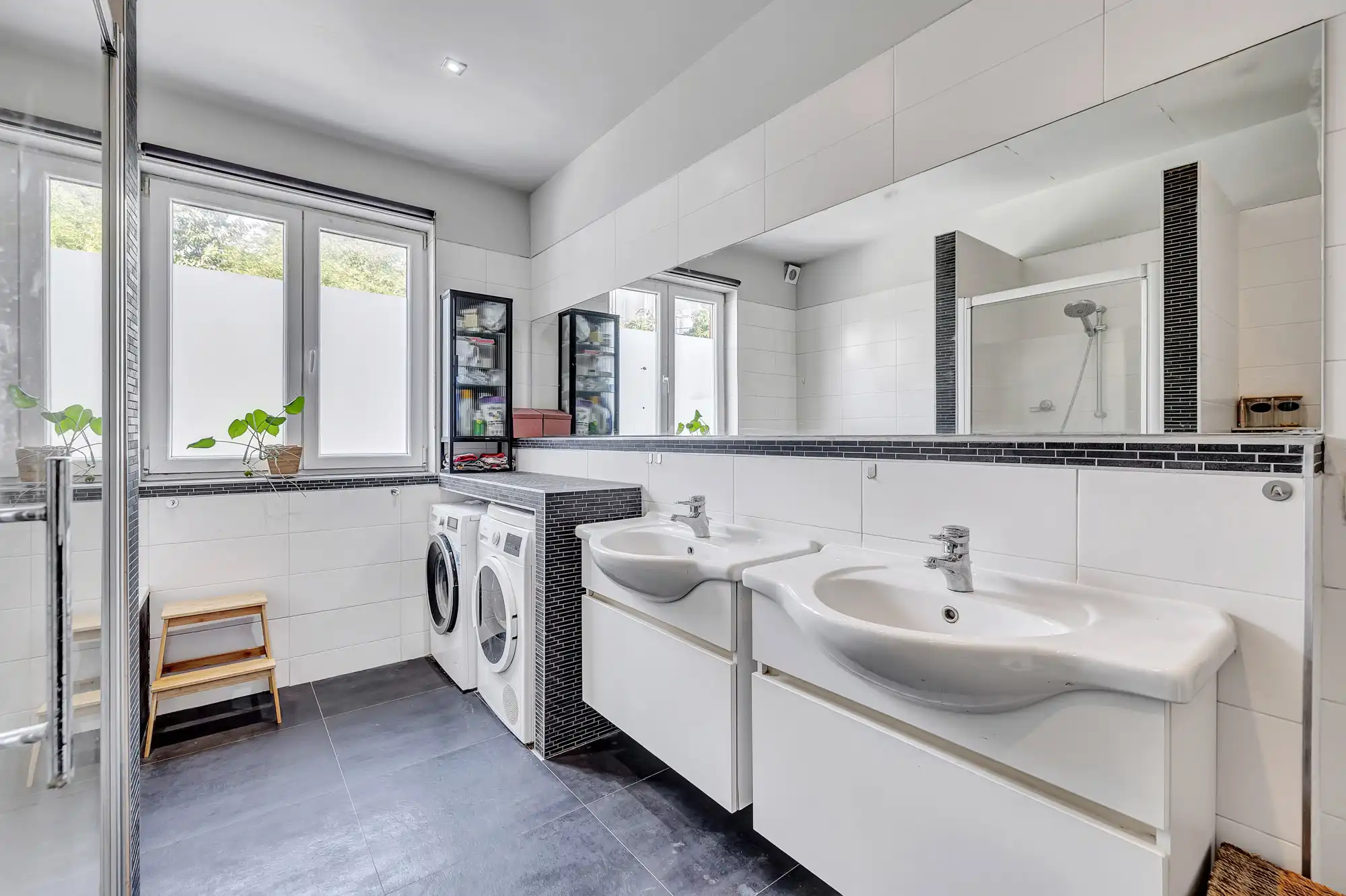 Instapklare woning met 4 slaapkamers te Anderlecht foto 14