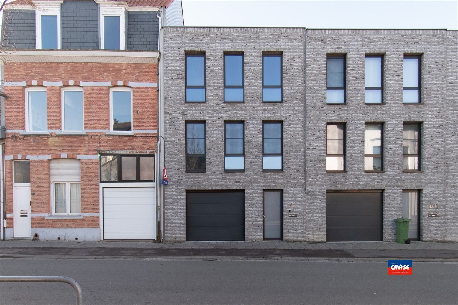 Recente woning met 3 slaapkamers, garage en tuin foto 1