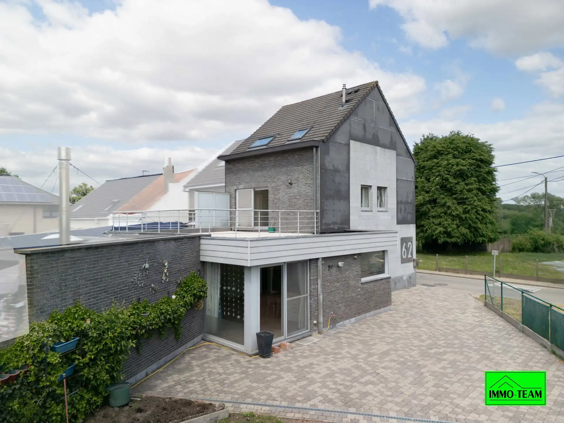 RUIME GEZINSWONING MET 5/6 SLPKS - 2BADK  foto 2