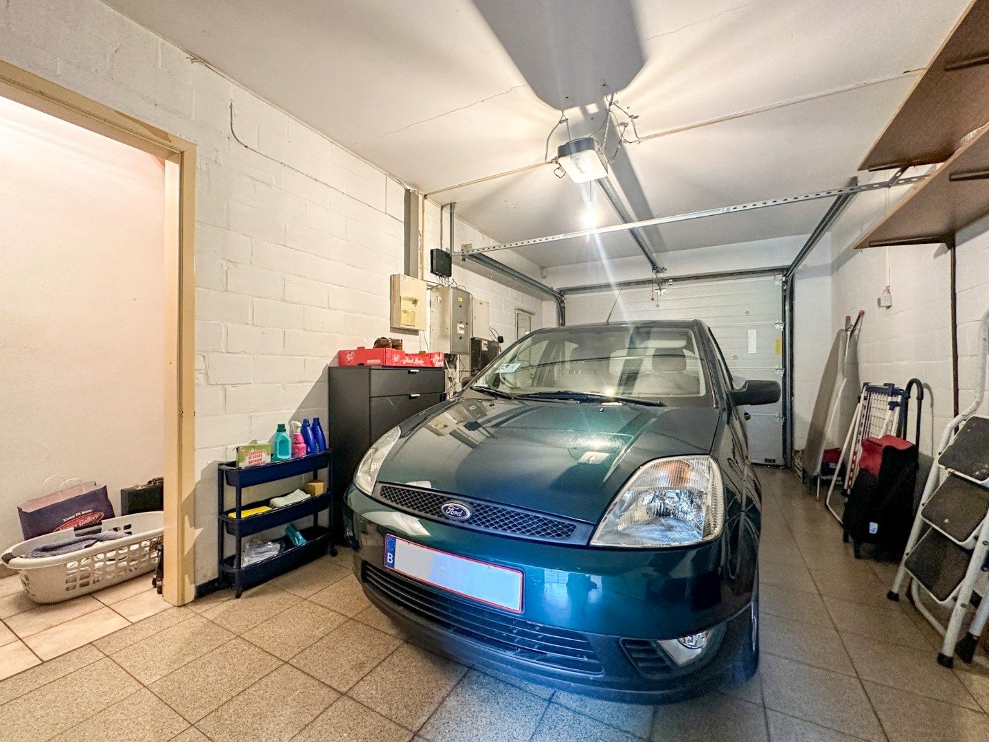 Verzorgde gezinswoning met mooie tuin, 3 slpk, garage, gunstige ligging Torhout. foto 12