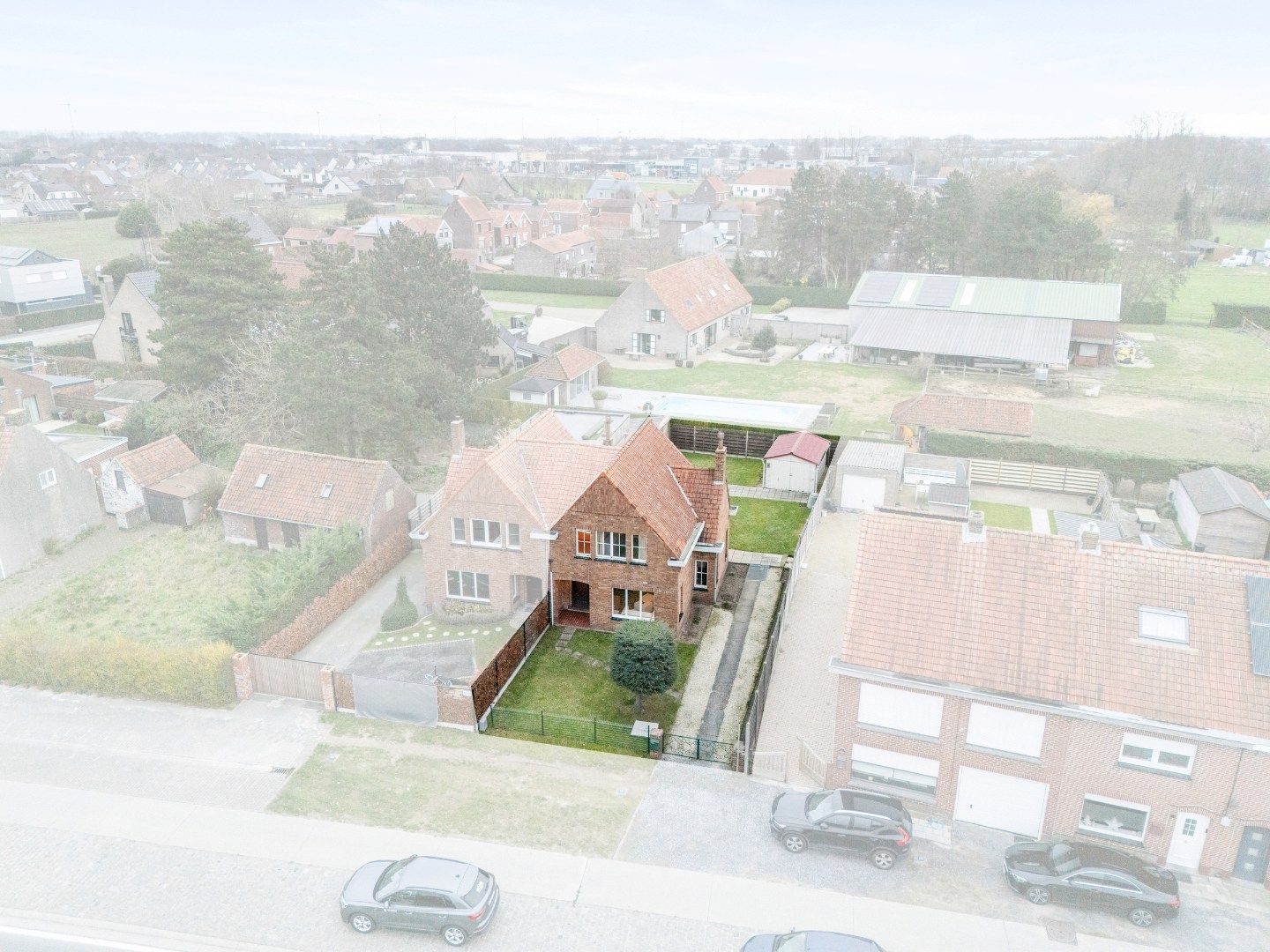 Karaktervolle woning nabij het centrum van Maldegem foto 2