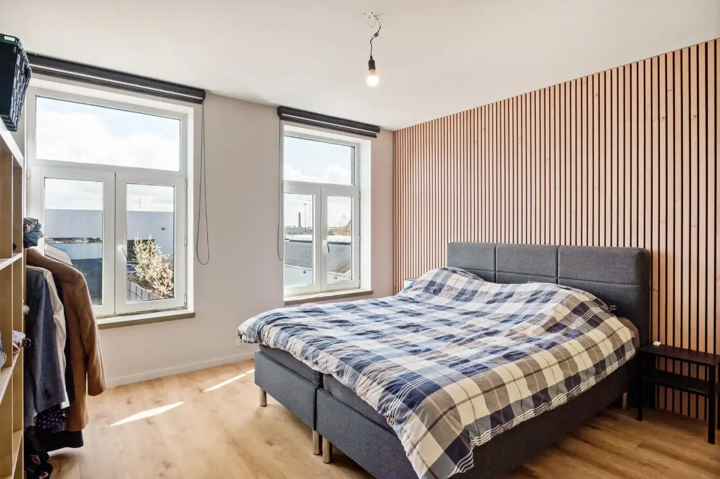 Instapklaar app. op 1ste verd. met 2 slpk. en autostaanplaats foto 20