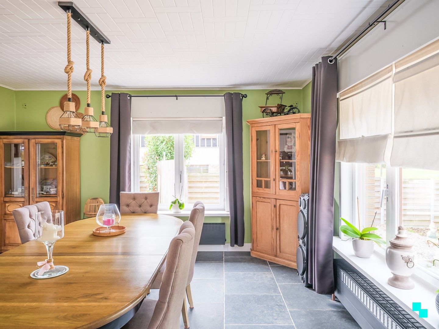 Ruime woning nabij de Makegemse bossen foto 6