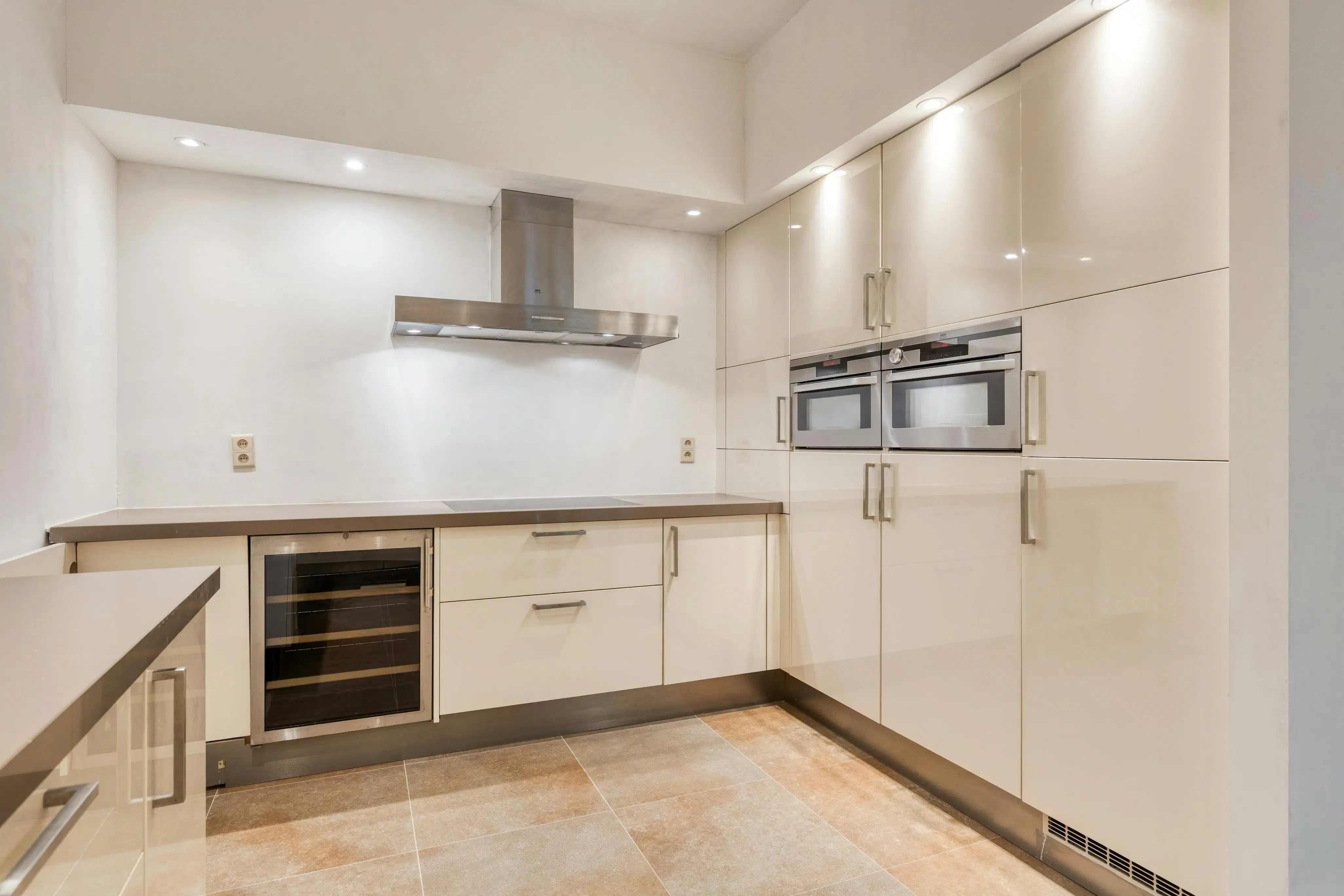 Twee slaapkamer appartement met Scheldezicht te koop in Antwerpen foto 8