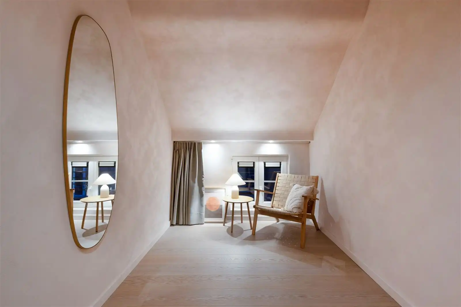 Instapklare woning met terras en 5 slaapkamers in Gent! foto 16