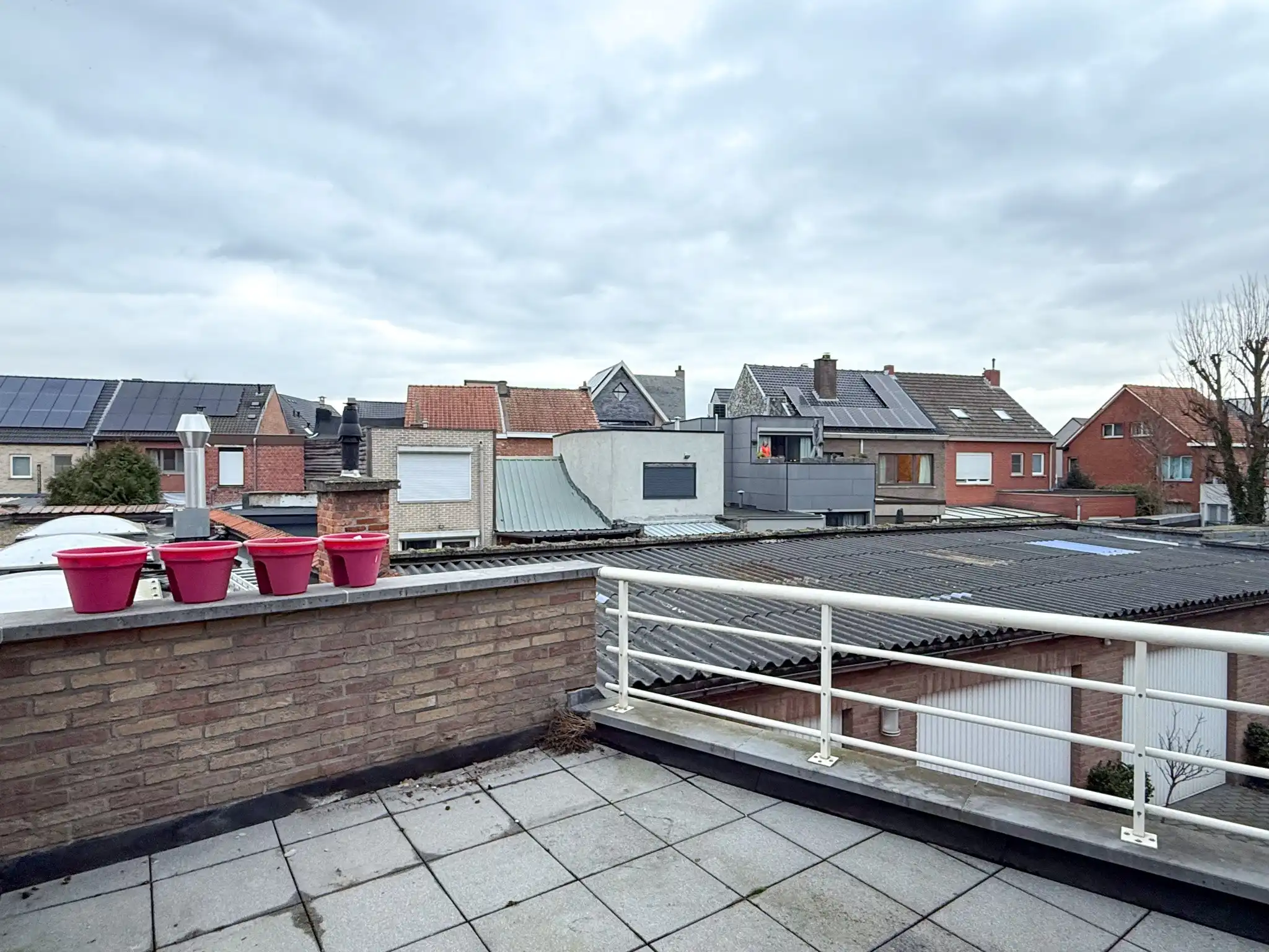 Appartement met twee slaapkamers en garage in het hartje van Beveren foto 10