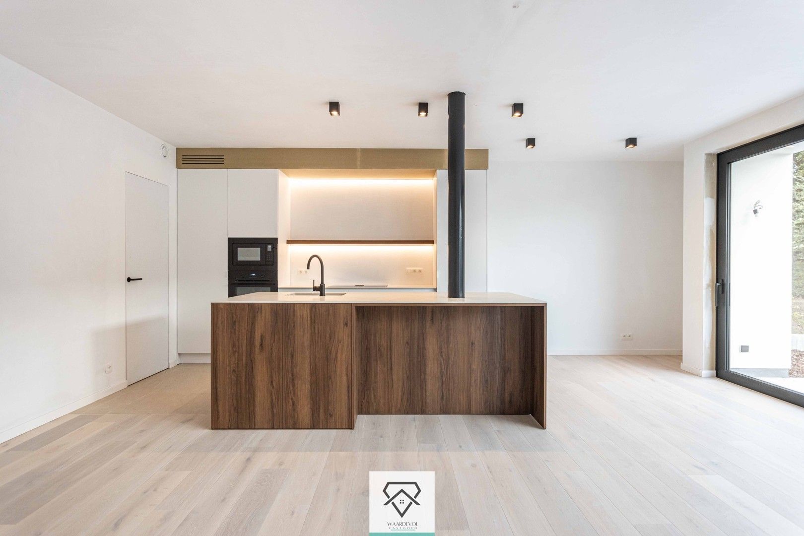 Hoogwaardig en instapklaar afgewerkte nieuwbouw te koop foto 2