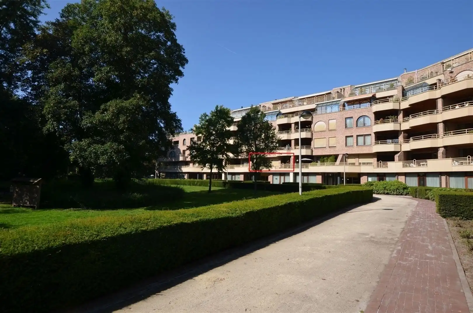 Aangenaam ruim appartement op toplocatie. foto 3