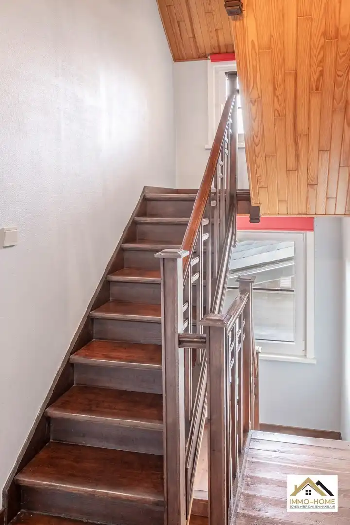 Halfopen bebouwing nabij centrum Wachtebeke foto 14