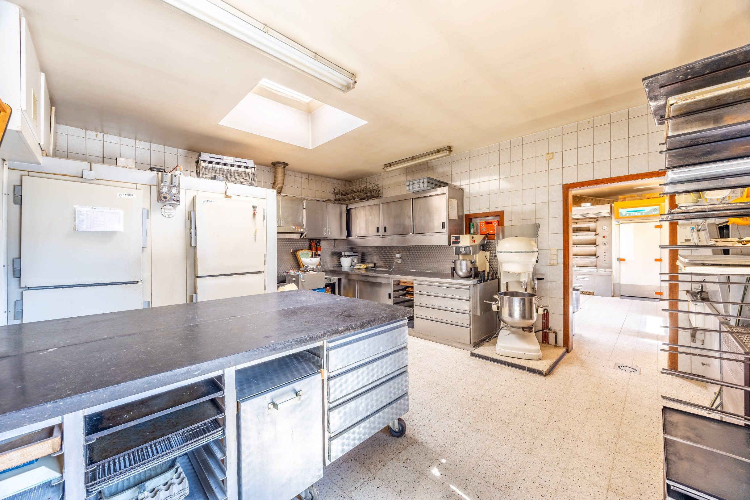 POLYVALENTE EIGENDOM OP 978 M² foto 23