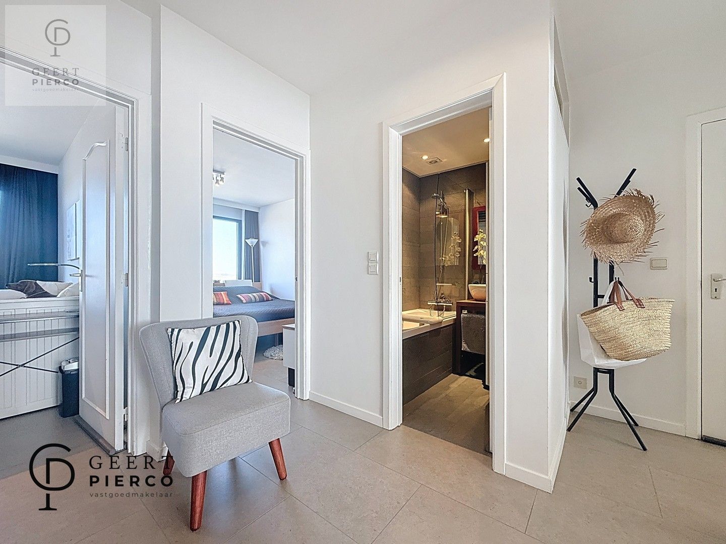 Prachtig gerenoveerd appartement foto {{pictureIndex}}