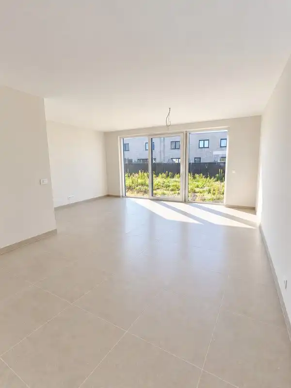 Nieuwbouwwoningen in de Populierstraat te Roeselare foto 4