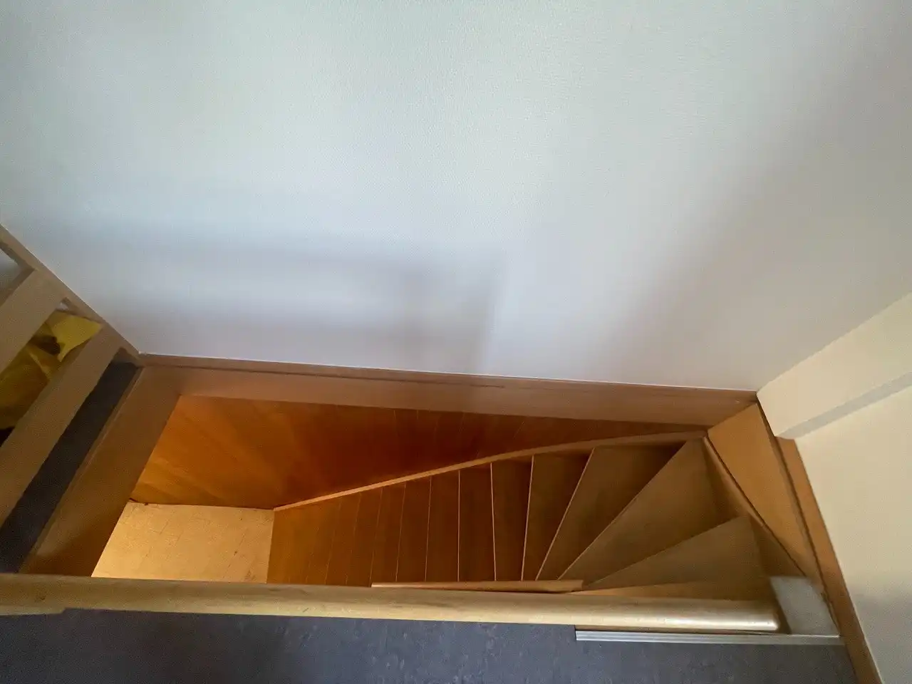 Gerenoveerd appartement te huur in Ruddervoorde foto 20