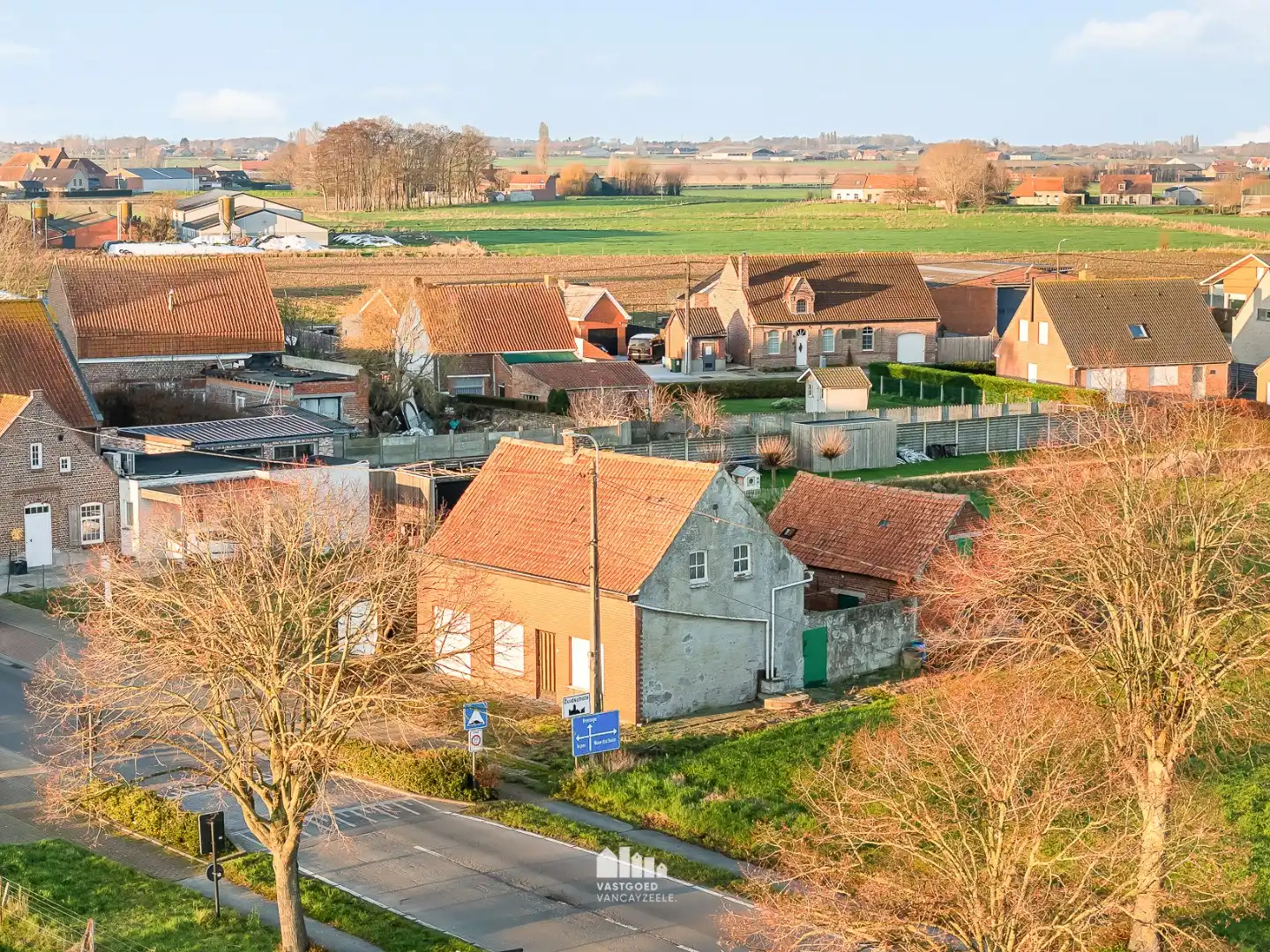 Perceel bouwgrond op rustige ligging in Zuidschote met open zicht over de velden. foto 10