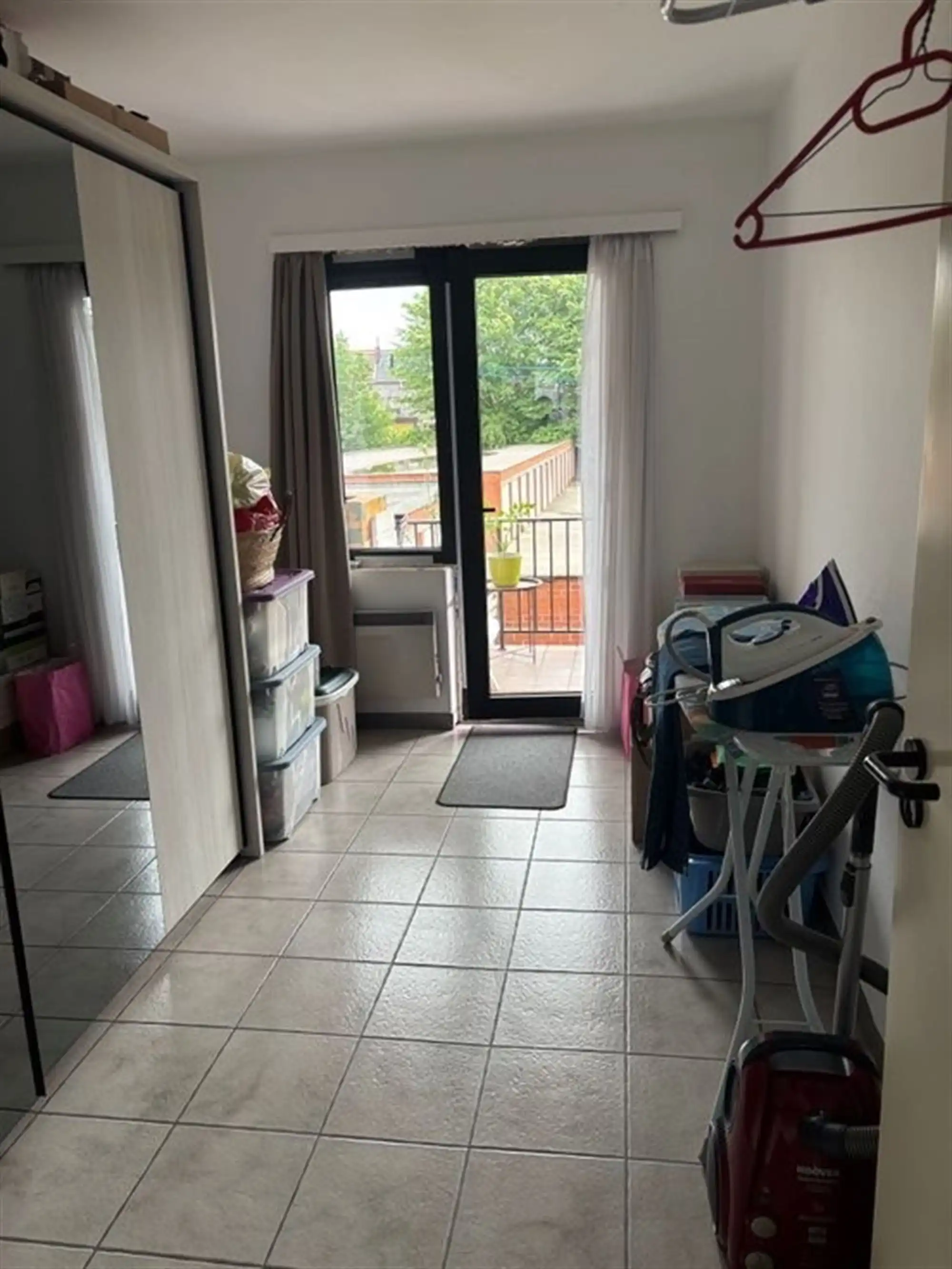 mooi licht 2-slaapkamer appartement op eerste verdieping foto 15