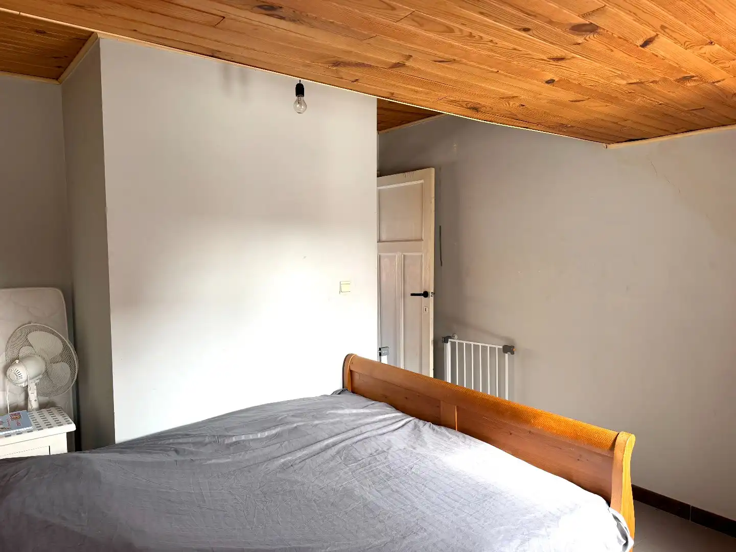 Rijwoning met garage te koop te Harelbeke foto 11