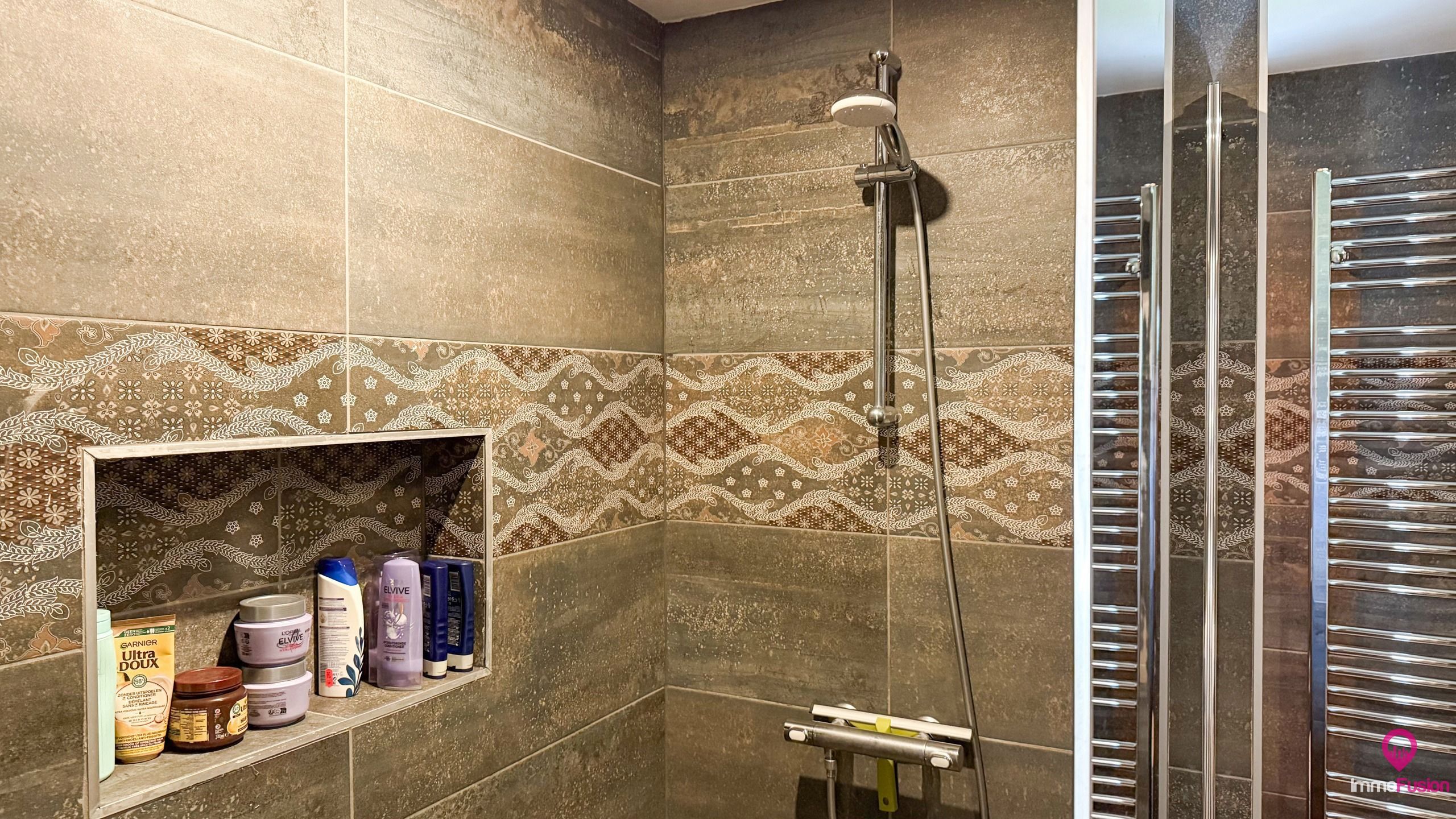 Instapklare woning met charme, 3slpk en grote tuin! foto 22