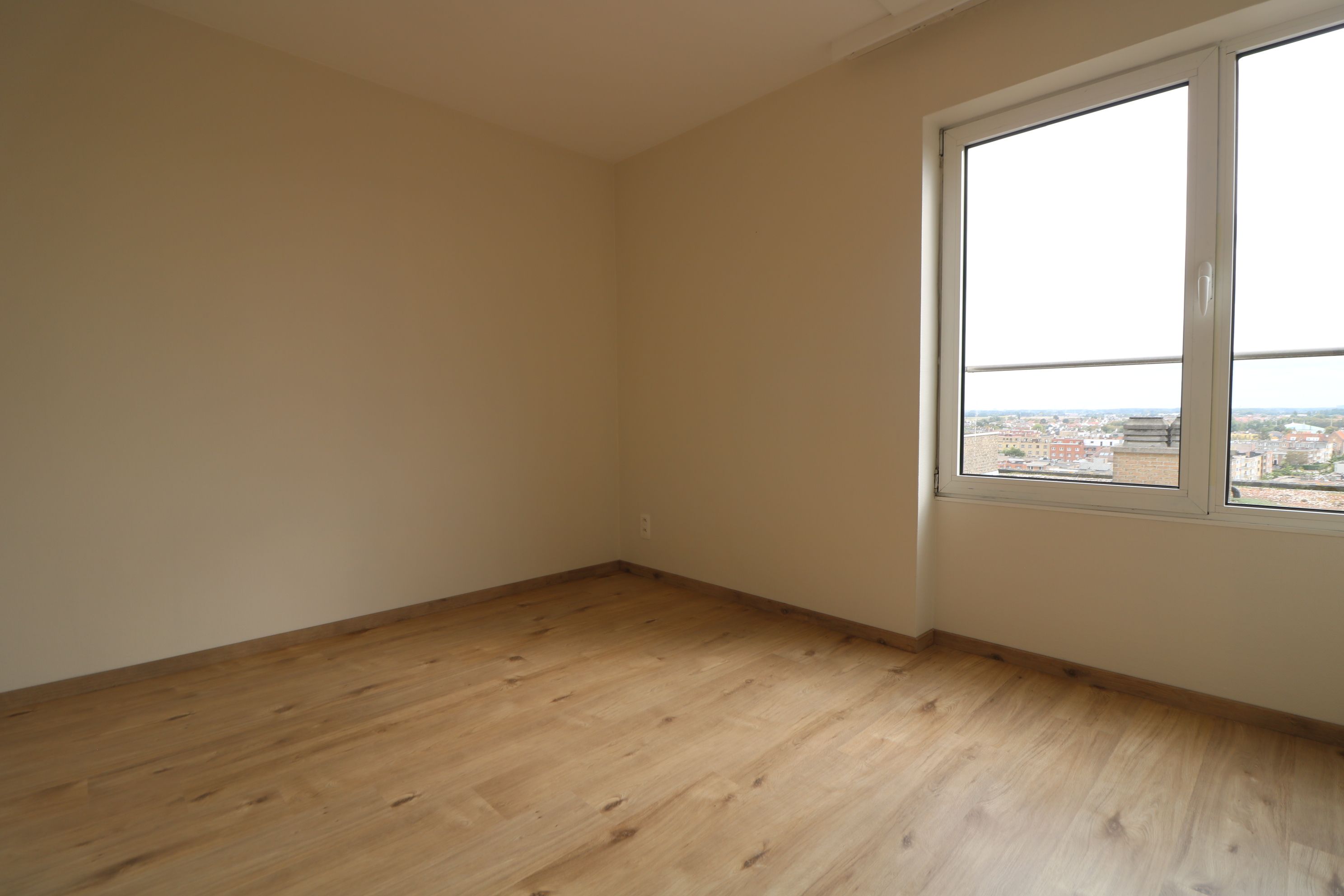 Lichtrijk 2-slaapkamerappartement met frontaal zeezicht  foto 7
