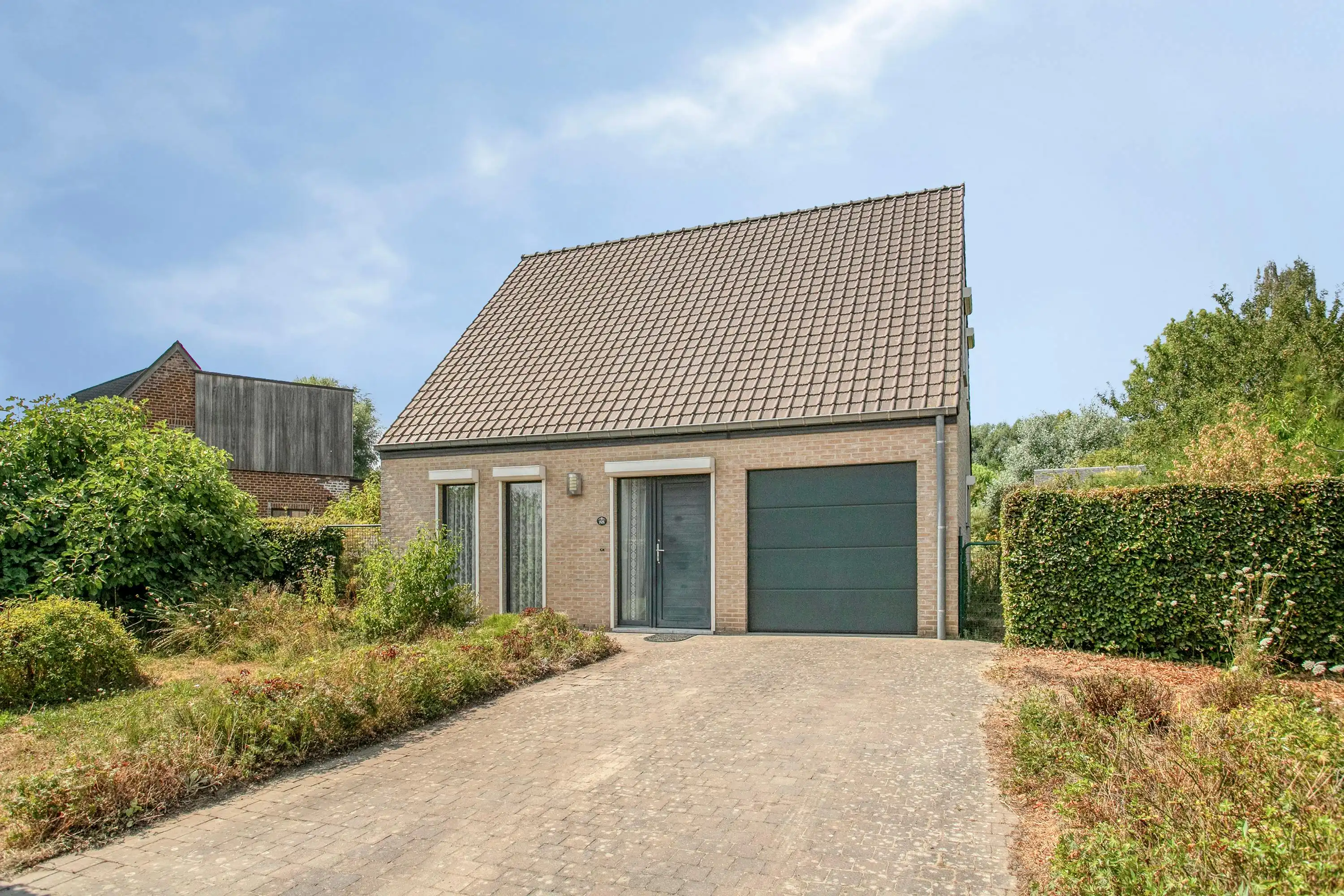 Huis te koop in Ronse, Savooistraat 88. foto {{pictureIndex}}