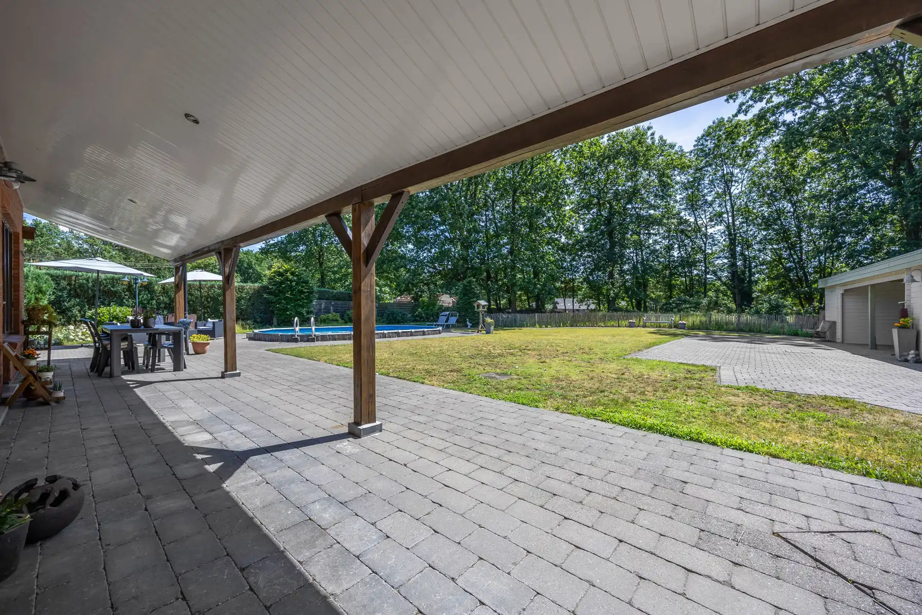 Unieke ligging, eigendom met veel mogelijkheden foto 19