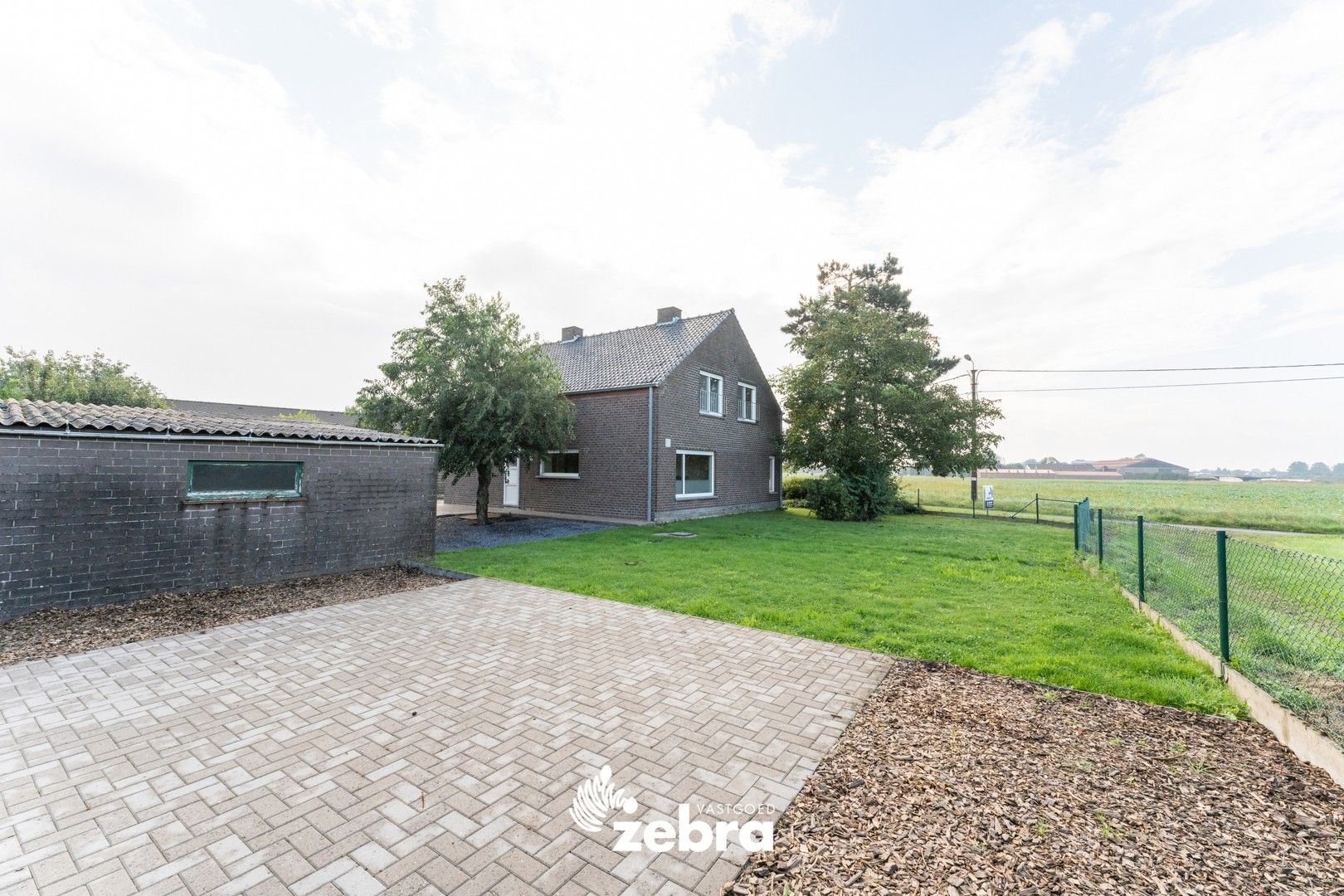 Alleenstaande woning met groot perceel op een landelijke locatie te Dentergem! foto 23