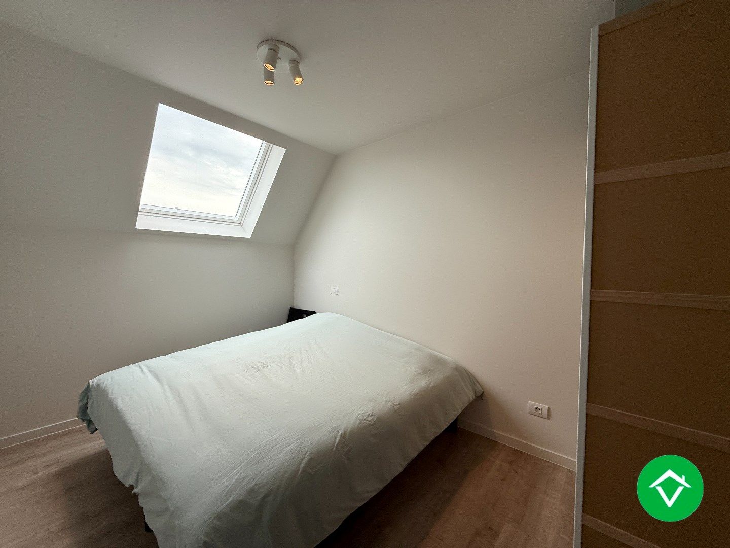 Nieuwbouwappartement met 3 slaapkamers, terras en autostaanplaats in hartje Gits foto 13