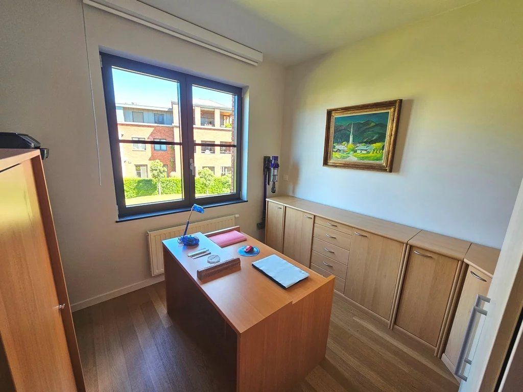 Prachtig gerenoveerd appartement nabij Quartier Bleu foto 15