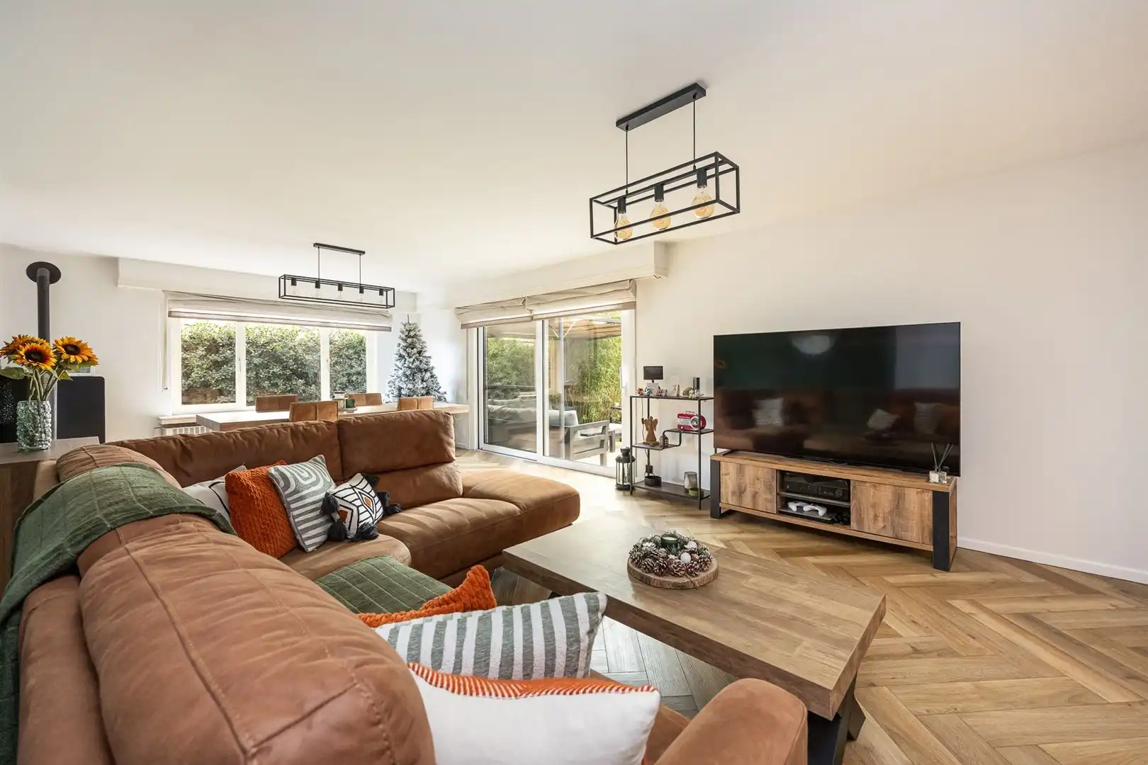 Karaktervolle woning met 4 slaapkamers en praktijkruimte. foto 5