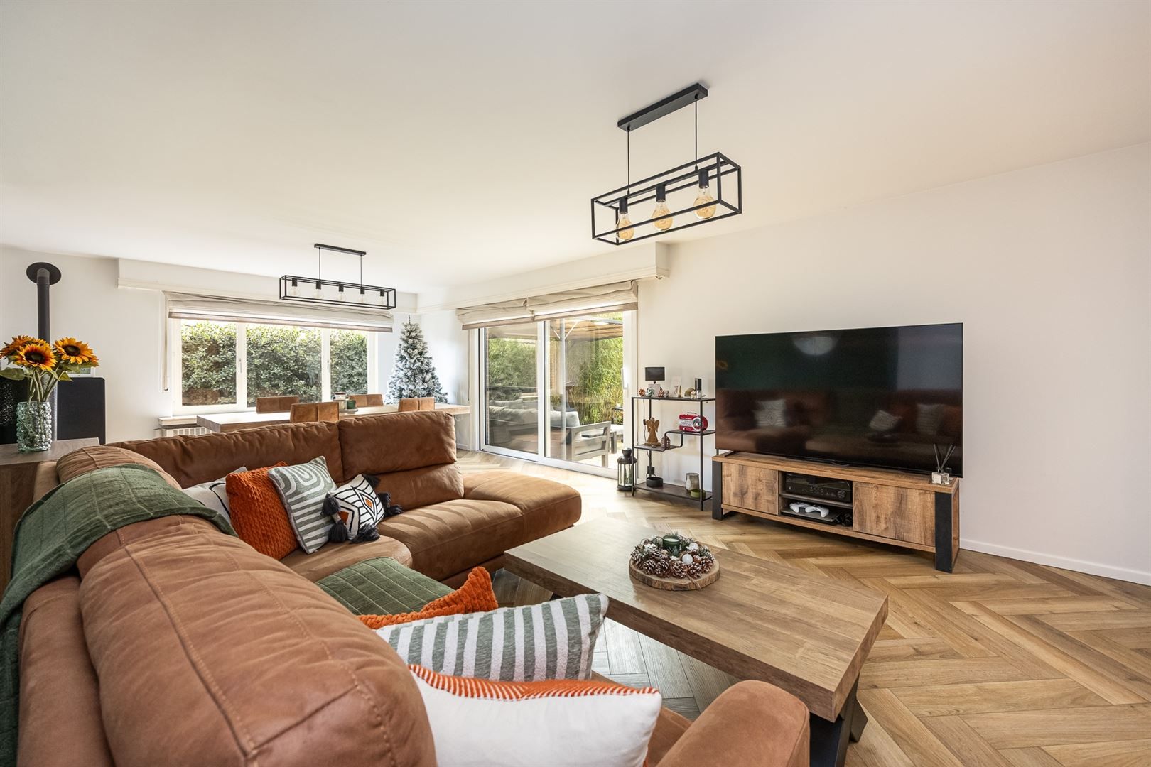 Karaktervolle woning met 4 slaapkamers en praktijkruimte. foto 5