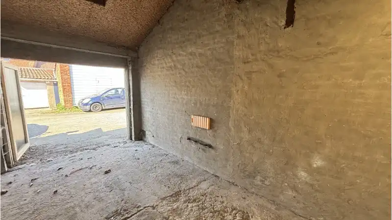 Garage te huur in Sint-Pieters Brugge foto 2