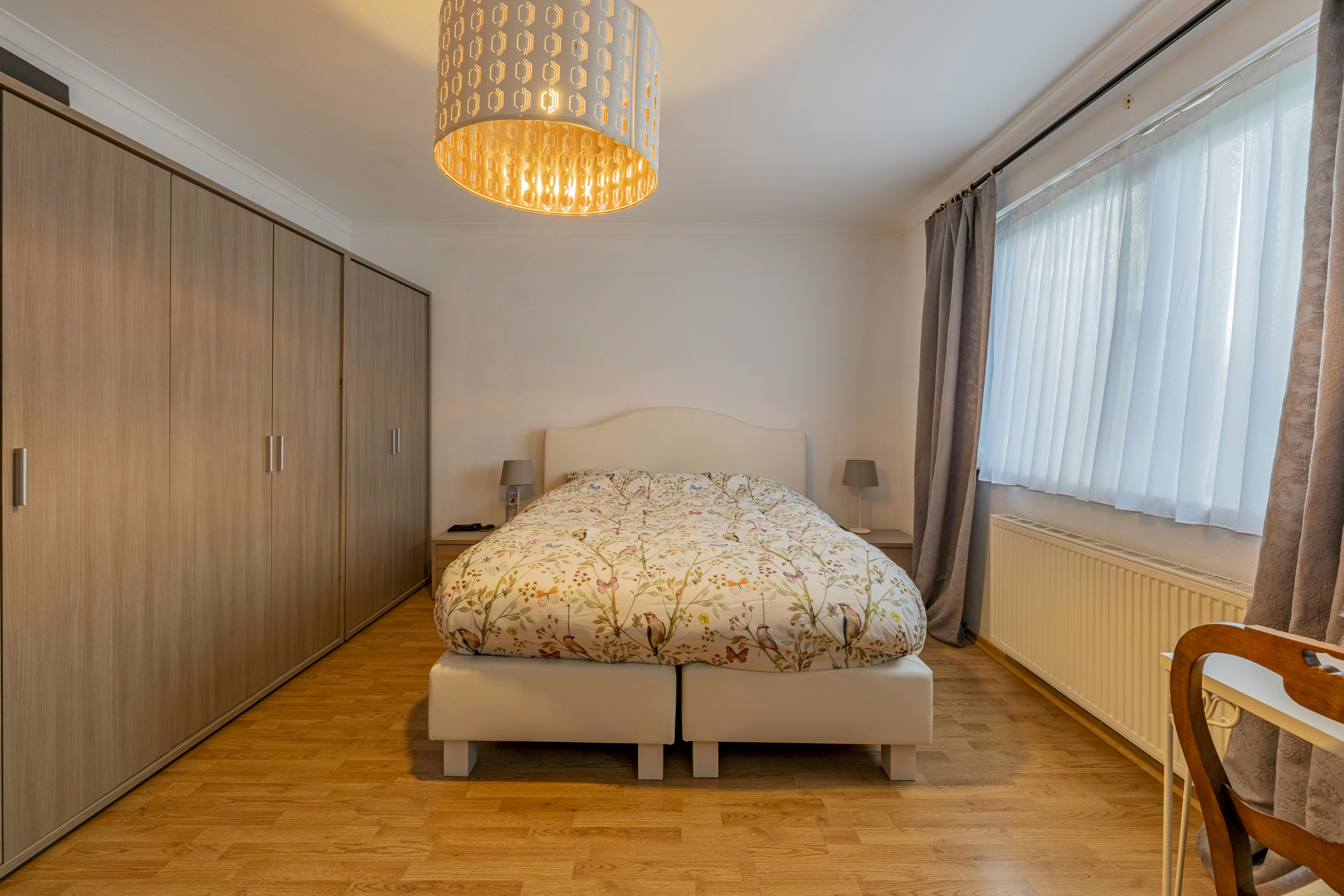 Instapklaar huis met 4 slaapkamers te koop in Boom foto 7