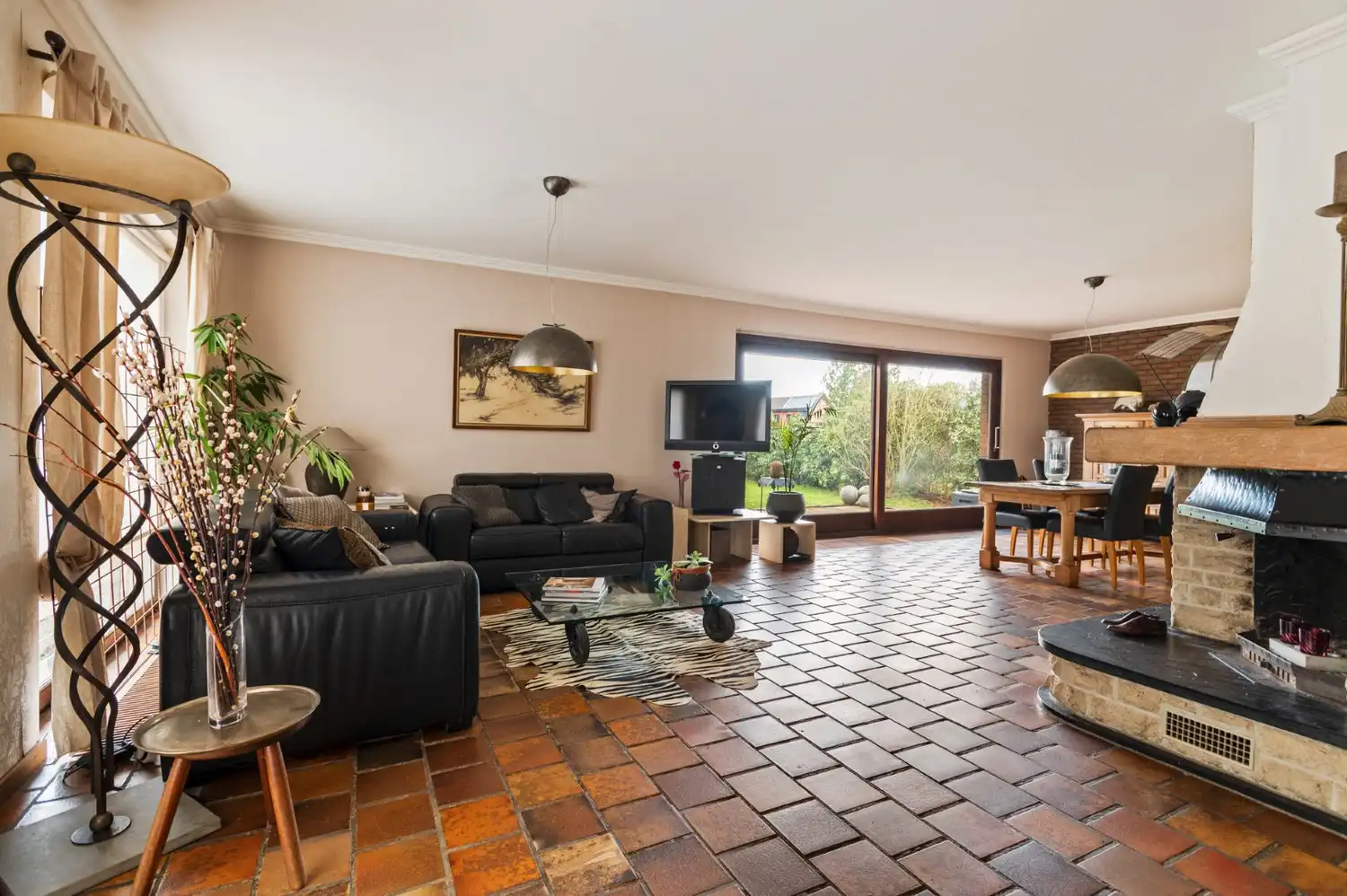 LAAGBOUW VILLA MET 3 SLK, DUBBELE GARAGE EN TUIN! foto 6