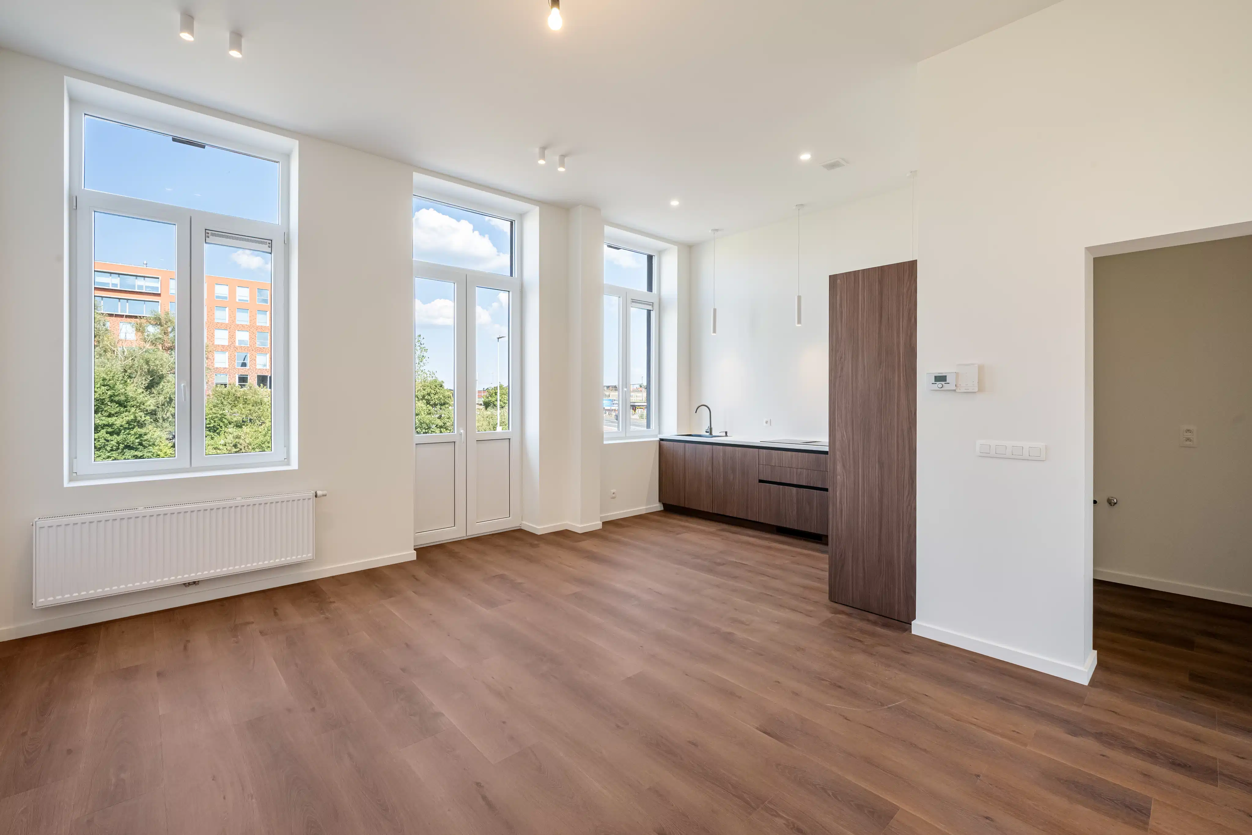 Excl. gerenoveerde herenwoning (3 entiteiten) aan het water foto 11