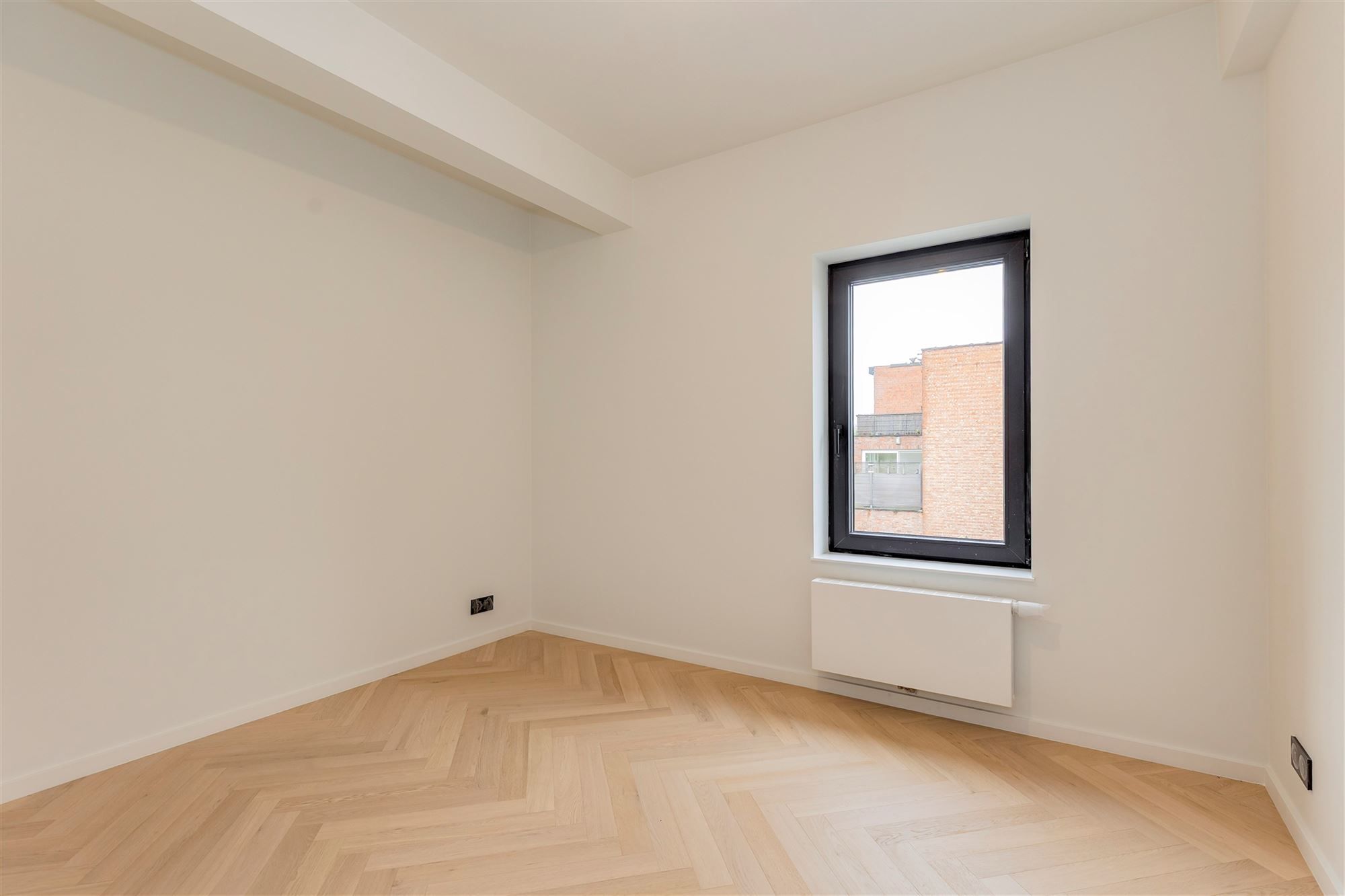 Super-de-luxe gerenoveerd appartement te Mortsel - 2 slk + zuidterras foto 14